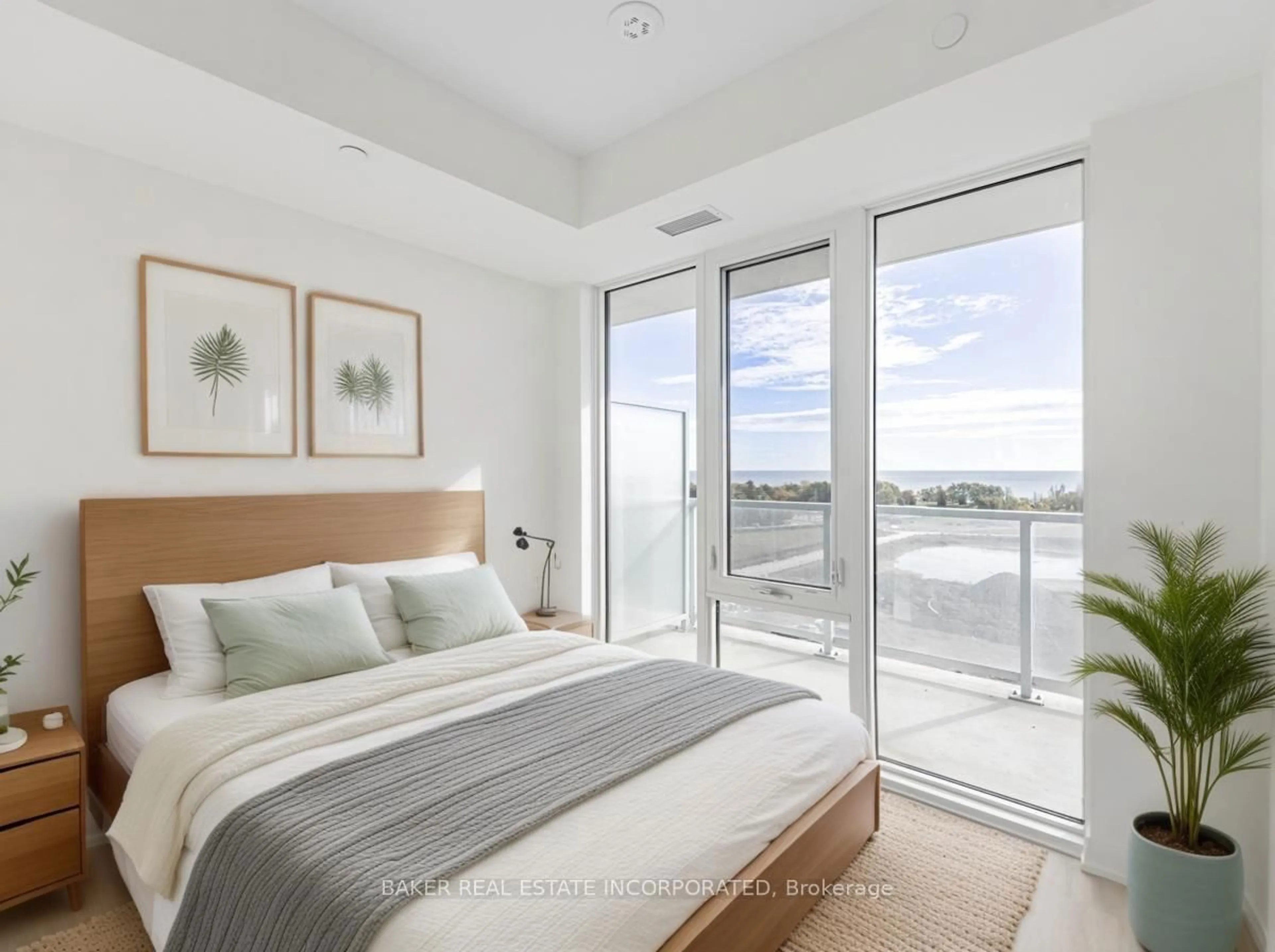 Bedroom with bed, unknown for 220 Missinnihe Way #808, Mississauga Ontario L5H 0A9