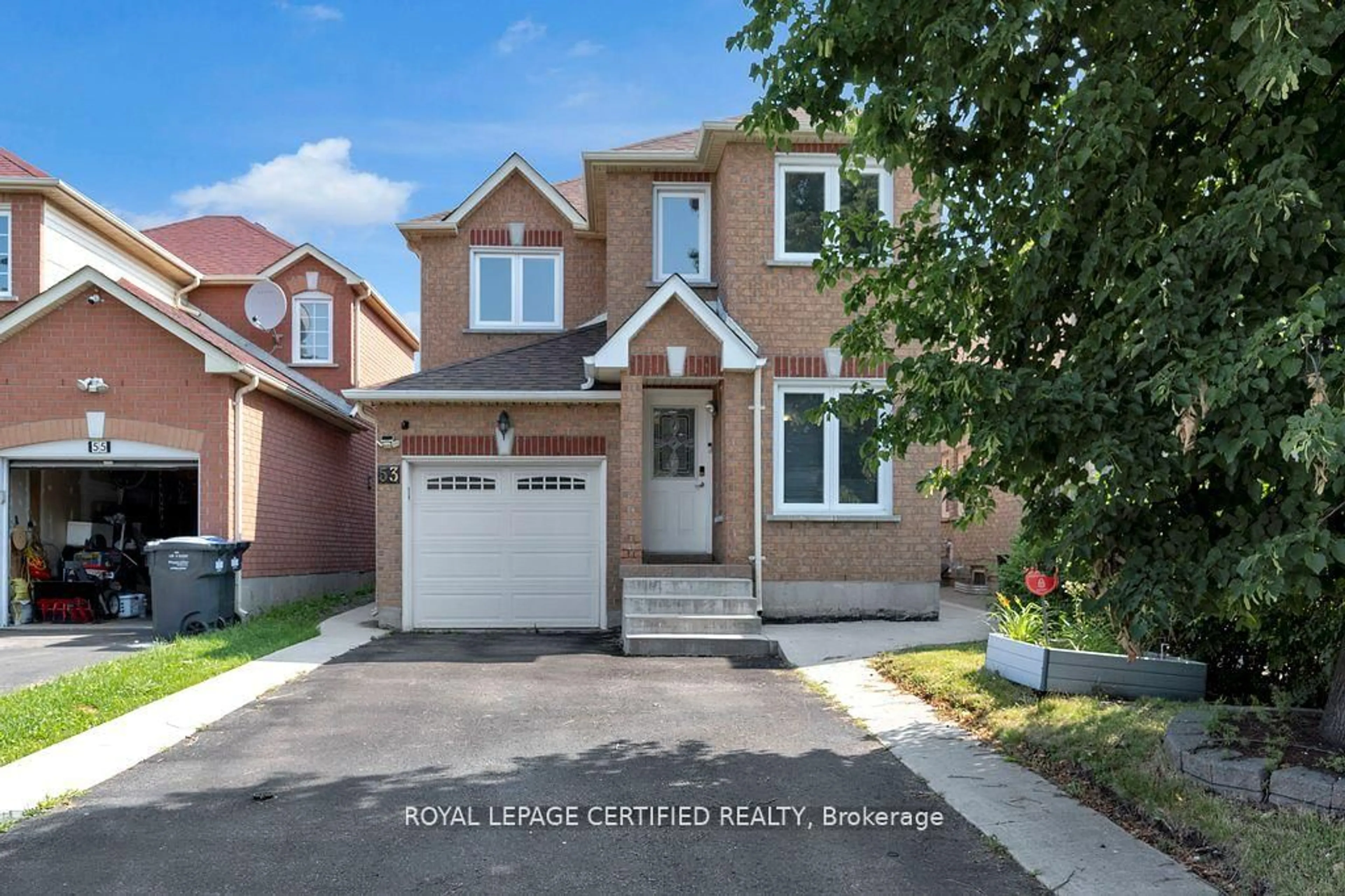 Home with brick exterior material, street for 53 Chadwick St, Brampton Ontario L6Y 4Y1