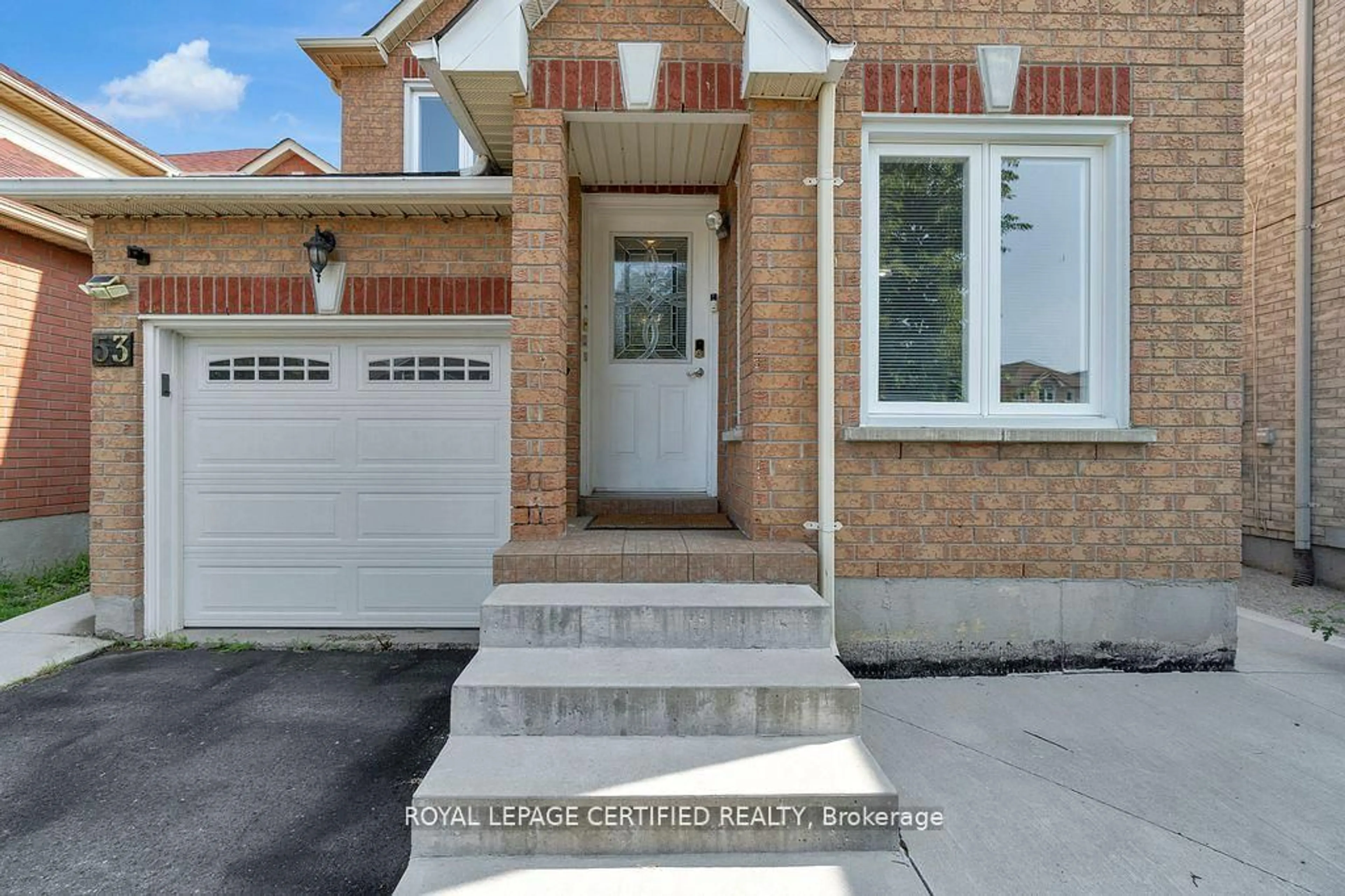 Unknown for 53 Chadwick St, Brampton Ontario L6Y 4Y1