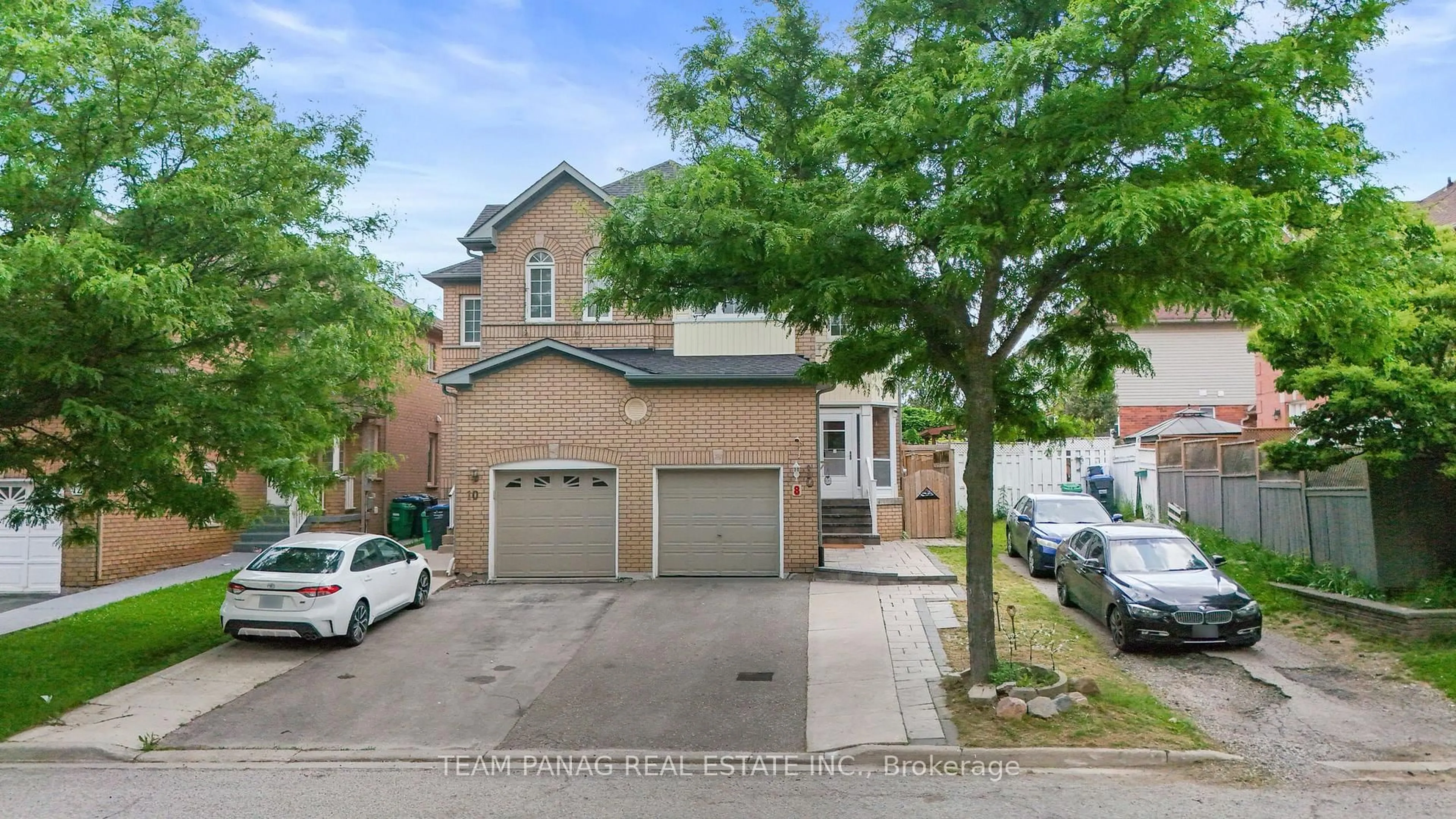 Home with brick exterior material, street for 8 Coachwhip Rd, Brampton Ontario L6R 1X7