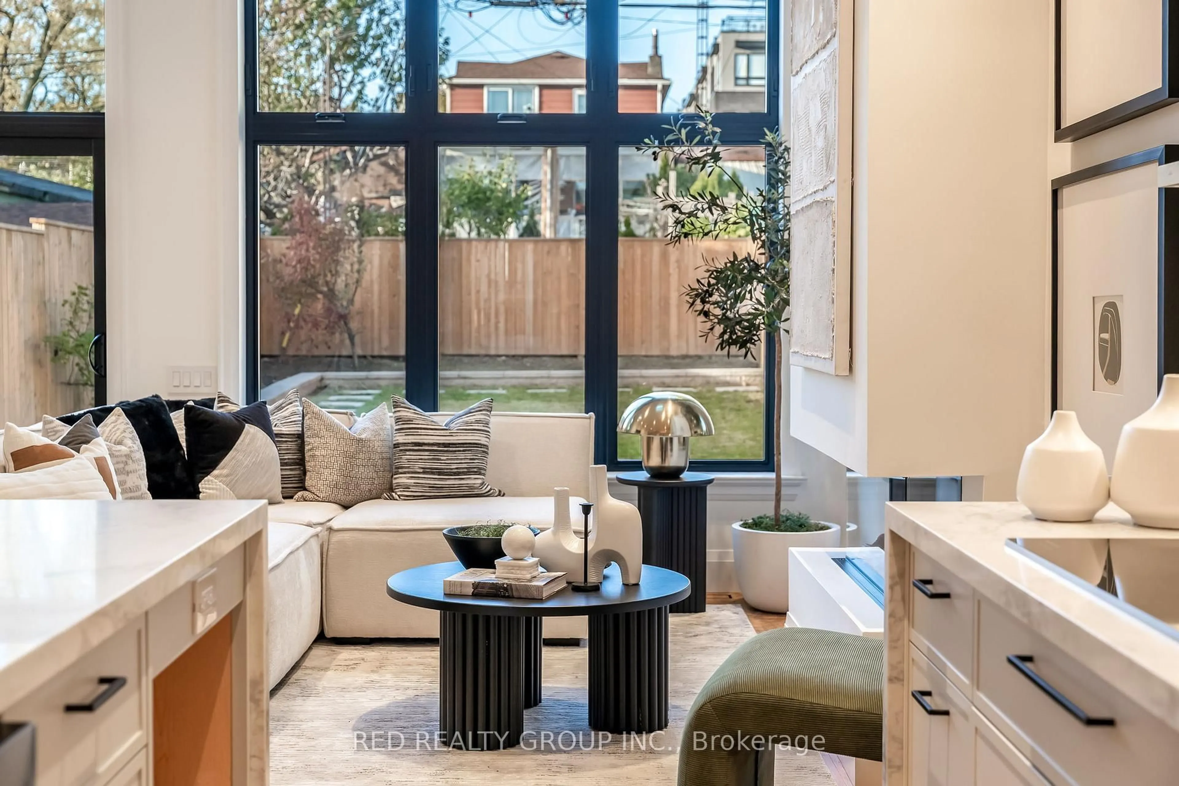 Unknown for 604 Ridelle Ave, Toronto Ontario M6B 1K9