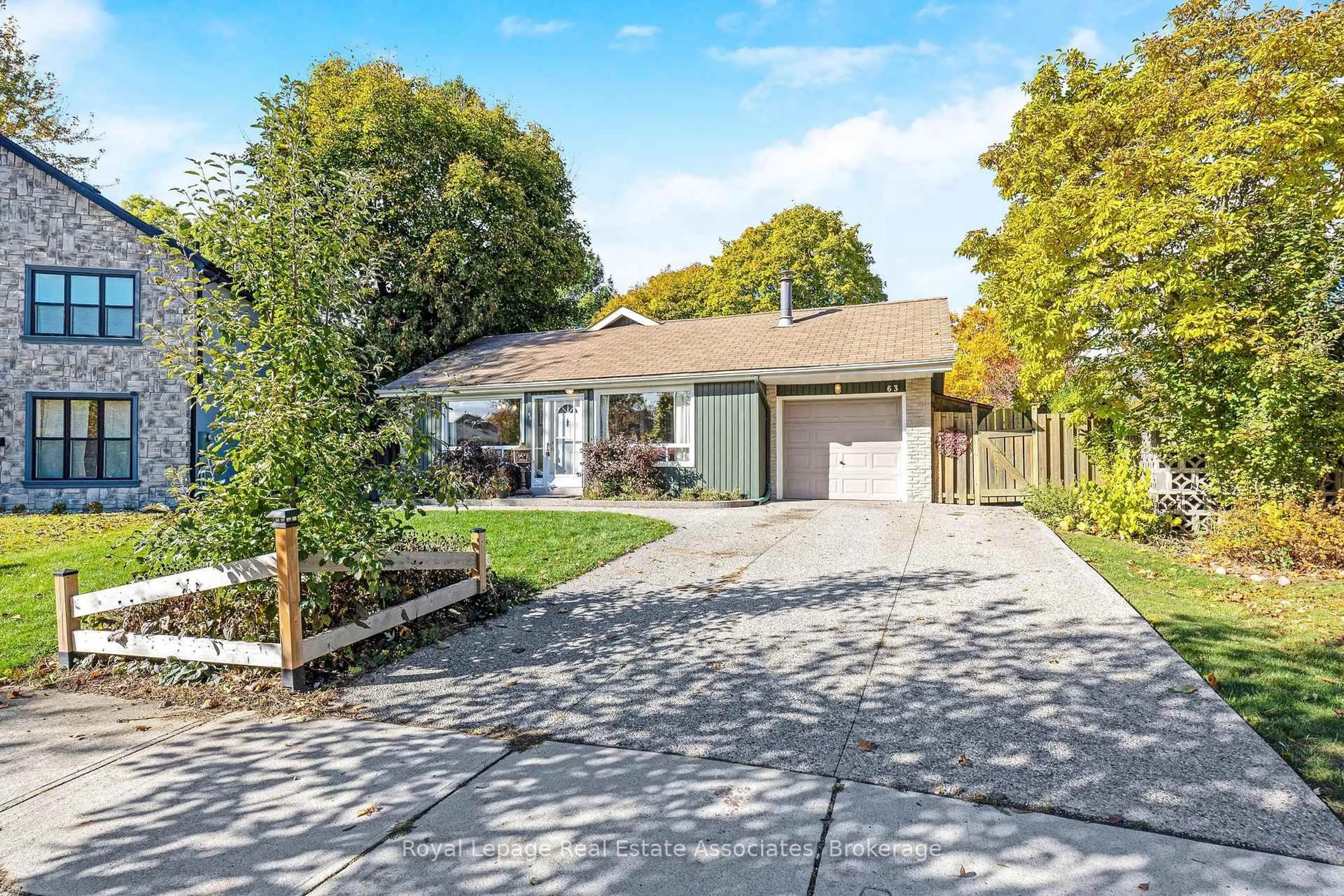 Unknown for 63 Bow River Cres, Mississauga Ontario L5N 1J1