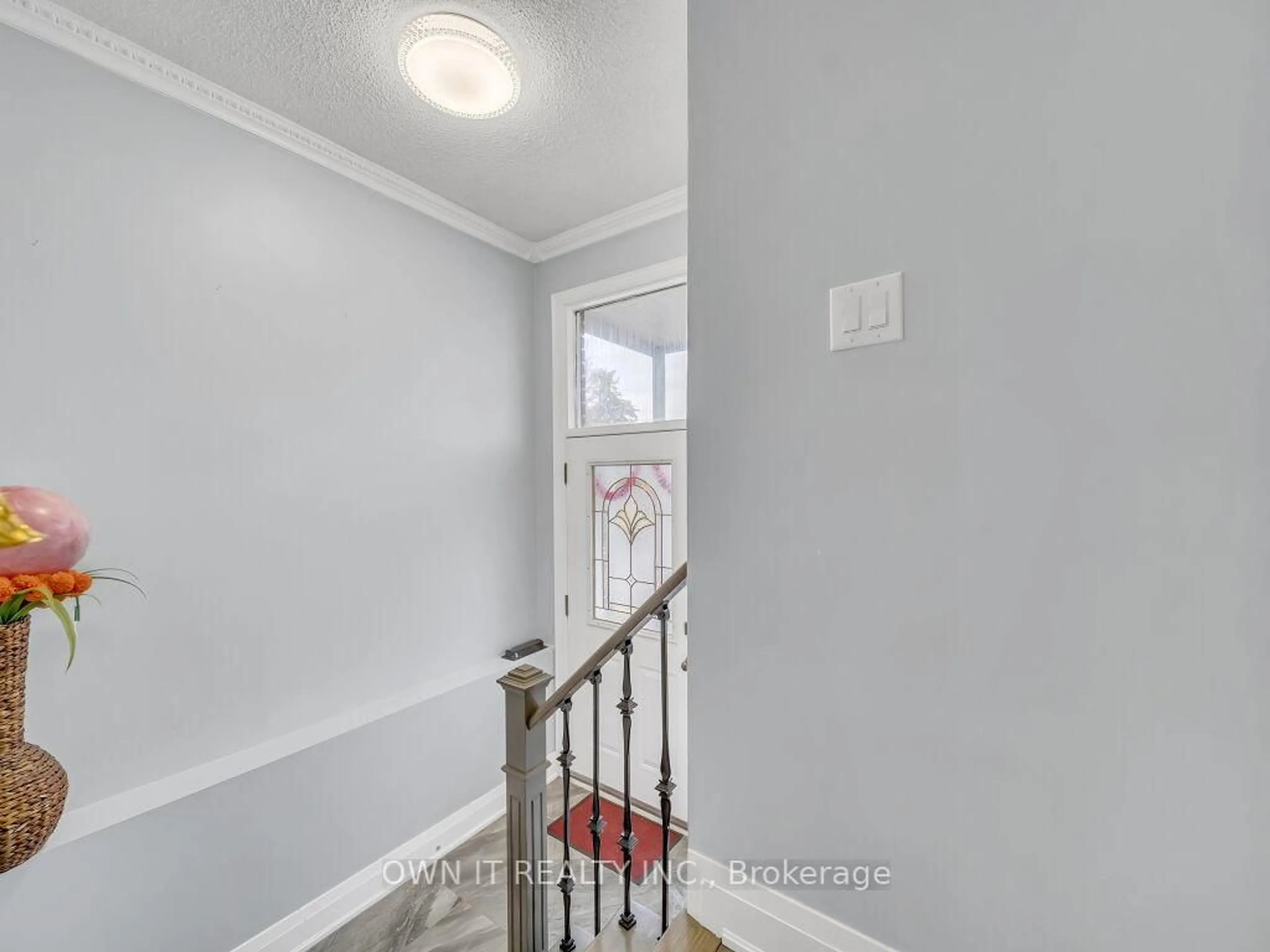 Unknown for 72 Dantek Crt, Brampton Ontario L6V 3T4