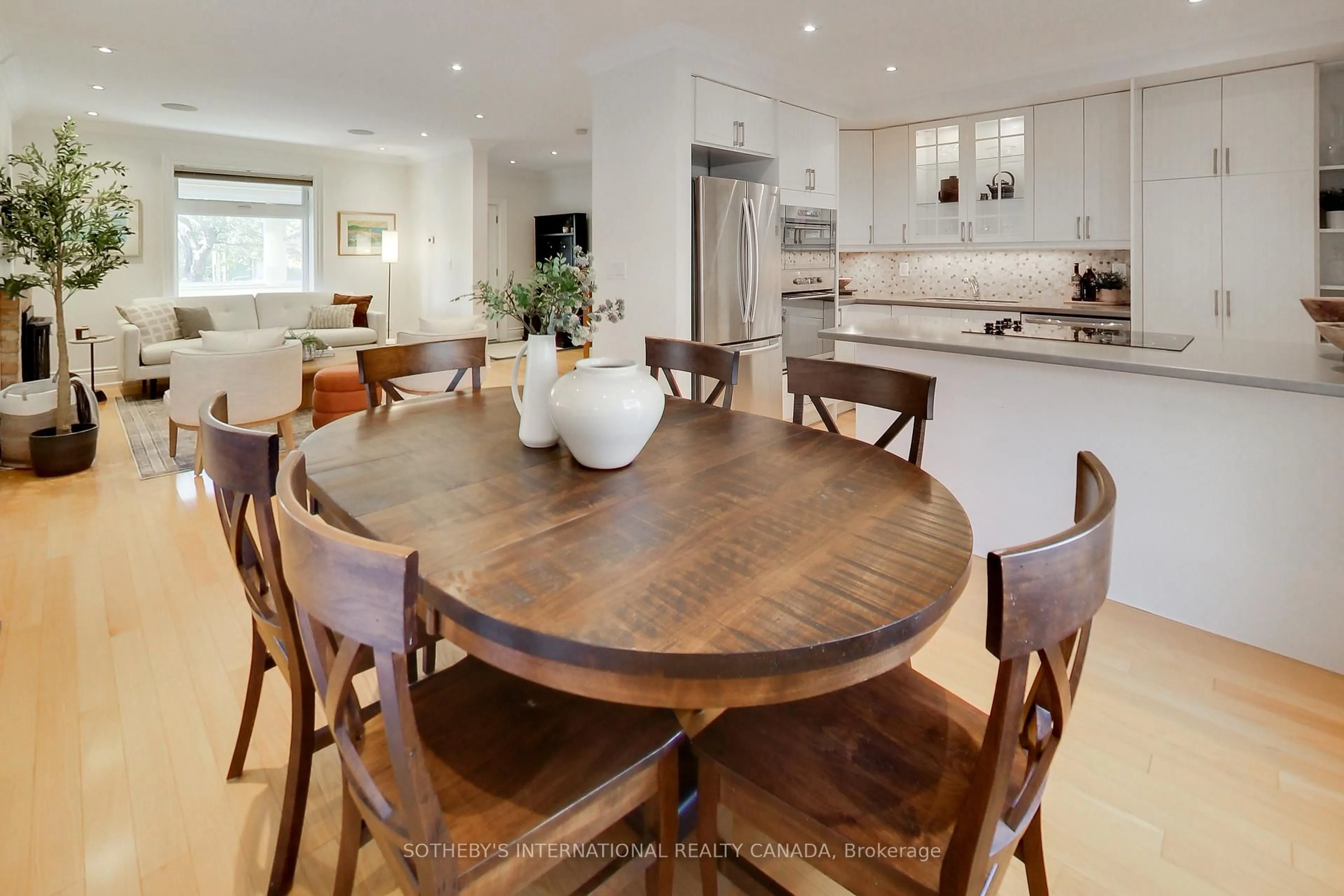 Open concept kitchen, wood/laminate floor for 65 Station Rd, Toronto Ontario M8V 2R2