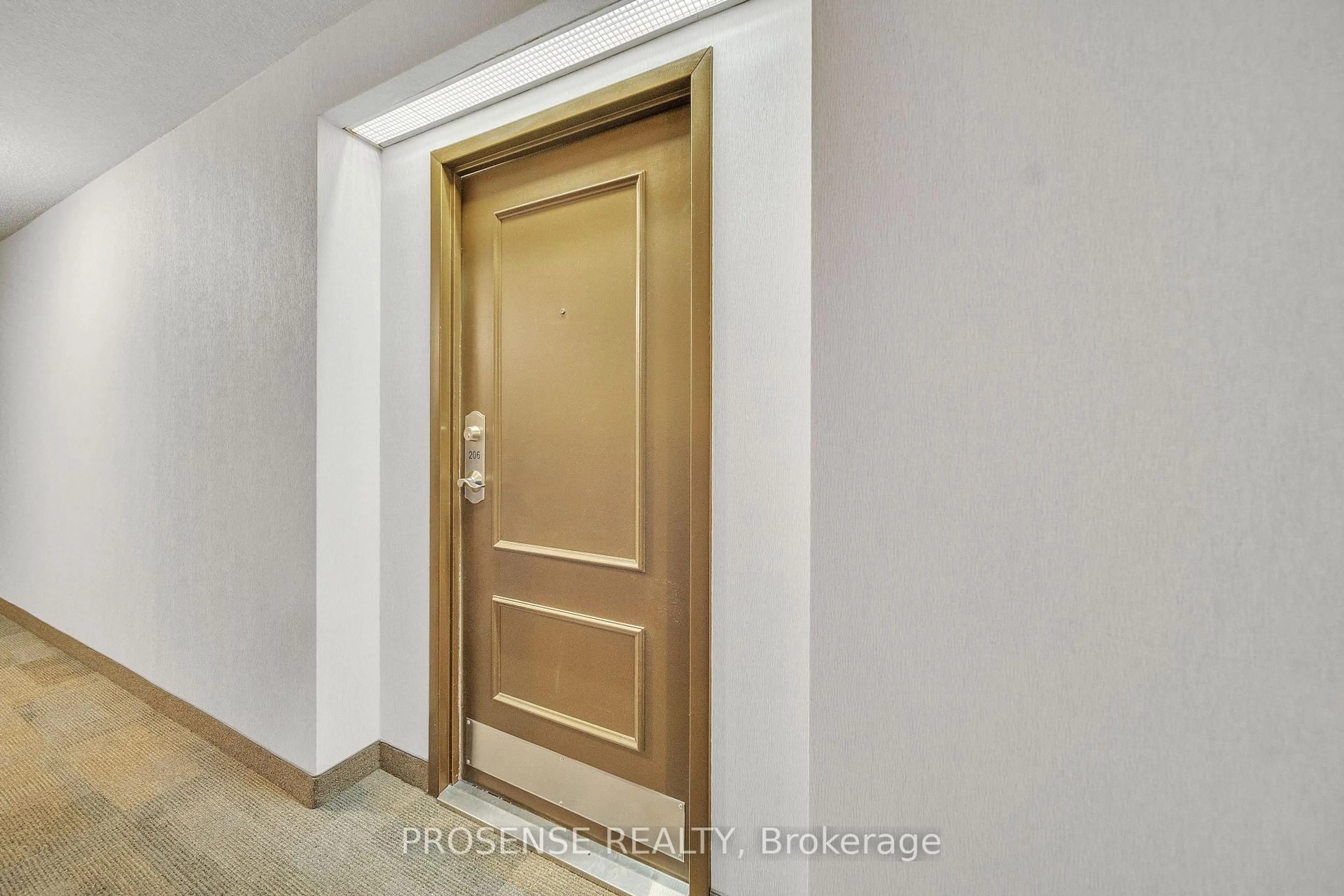 Indoor foyer for 1 Rowntree Rd #206, Toronto Ontario M9V 5G7