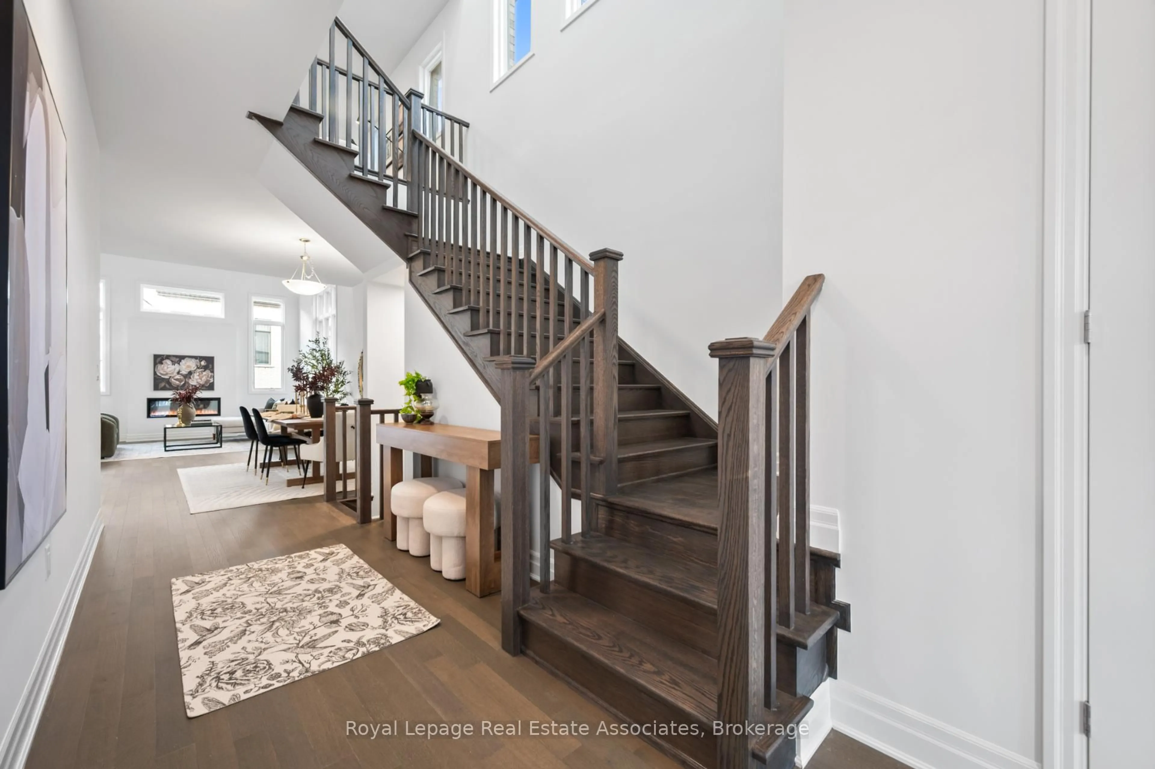 Unknown for 1249 Onyx Tr, Oakville Ontario L6H 8A8