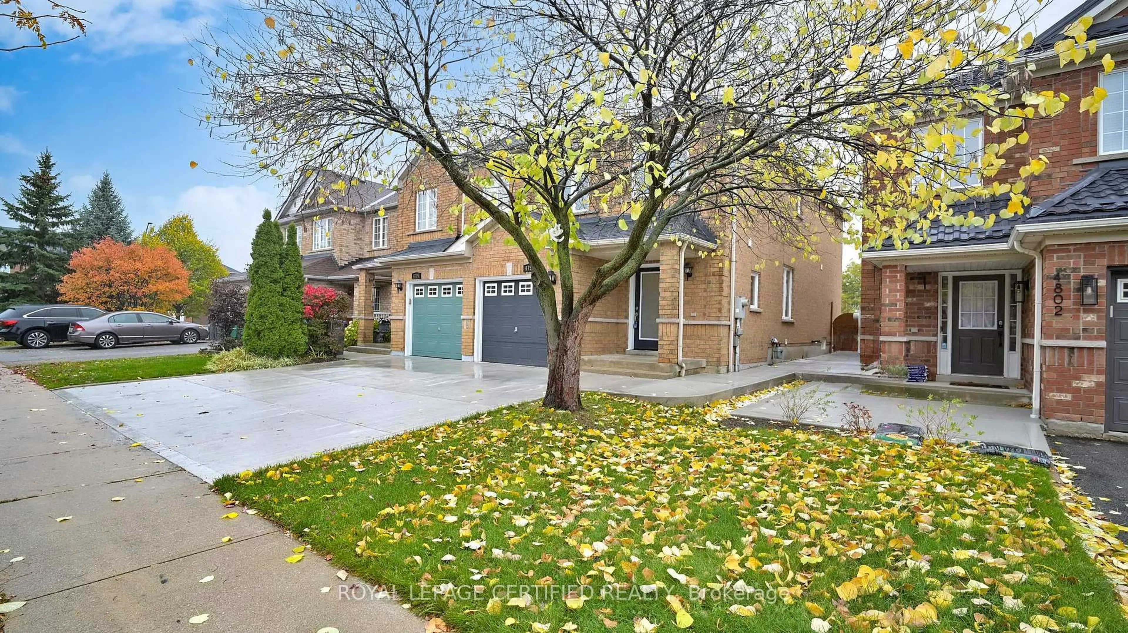 Home with brick exterior material, street for 4798 Dovehouse Dr, Mississauga Ontario L5M 7K6