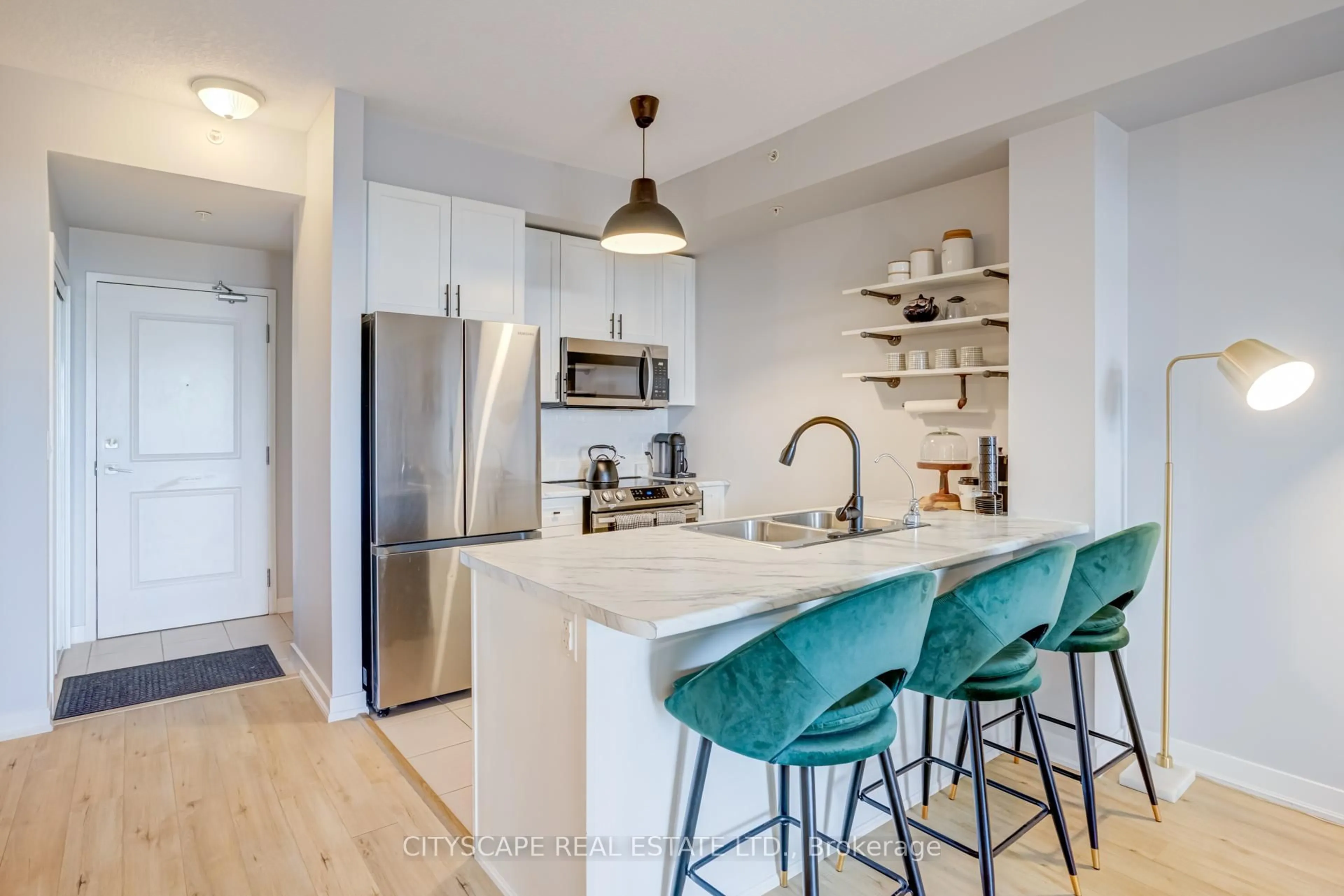 Open concept kitchen, unknown for 5010 Corporate Dr #332, Burlington Ontario L7L 0H6