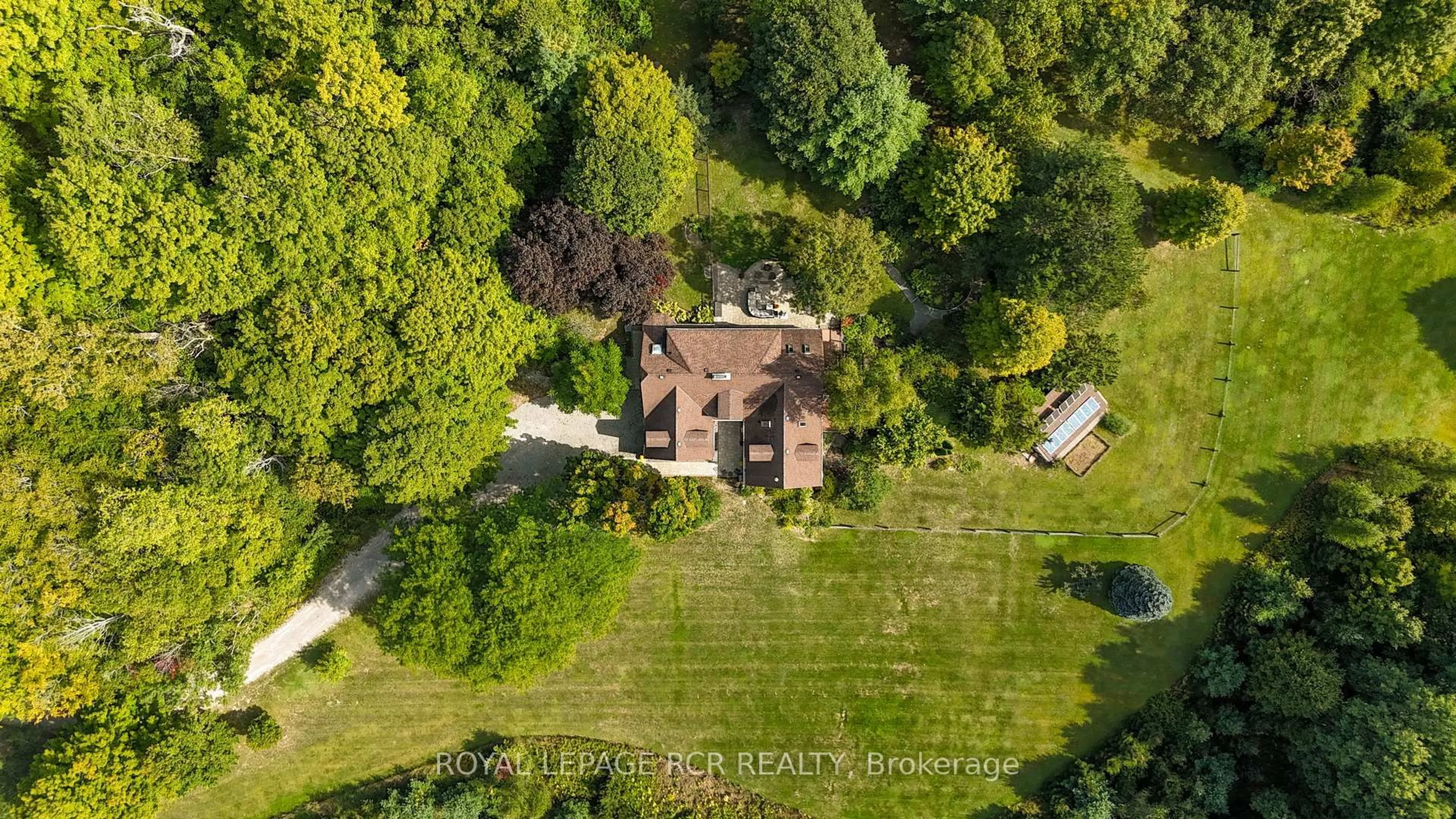 A pic from outside/outdoor area/front of a property/back of a property/a pic from drone, building for 8225 Finnerty Sdrd, Caledon Ontario L7E 0H6