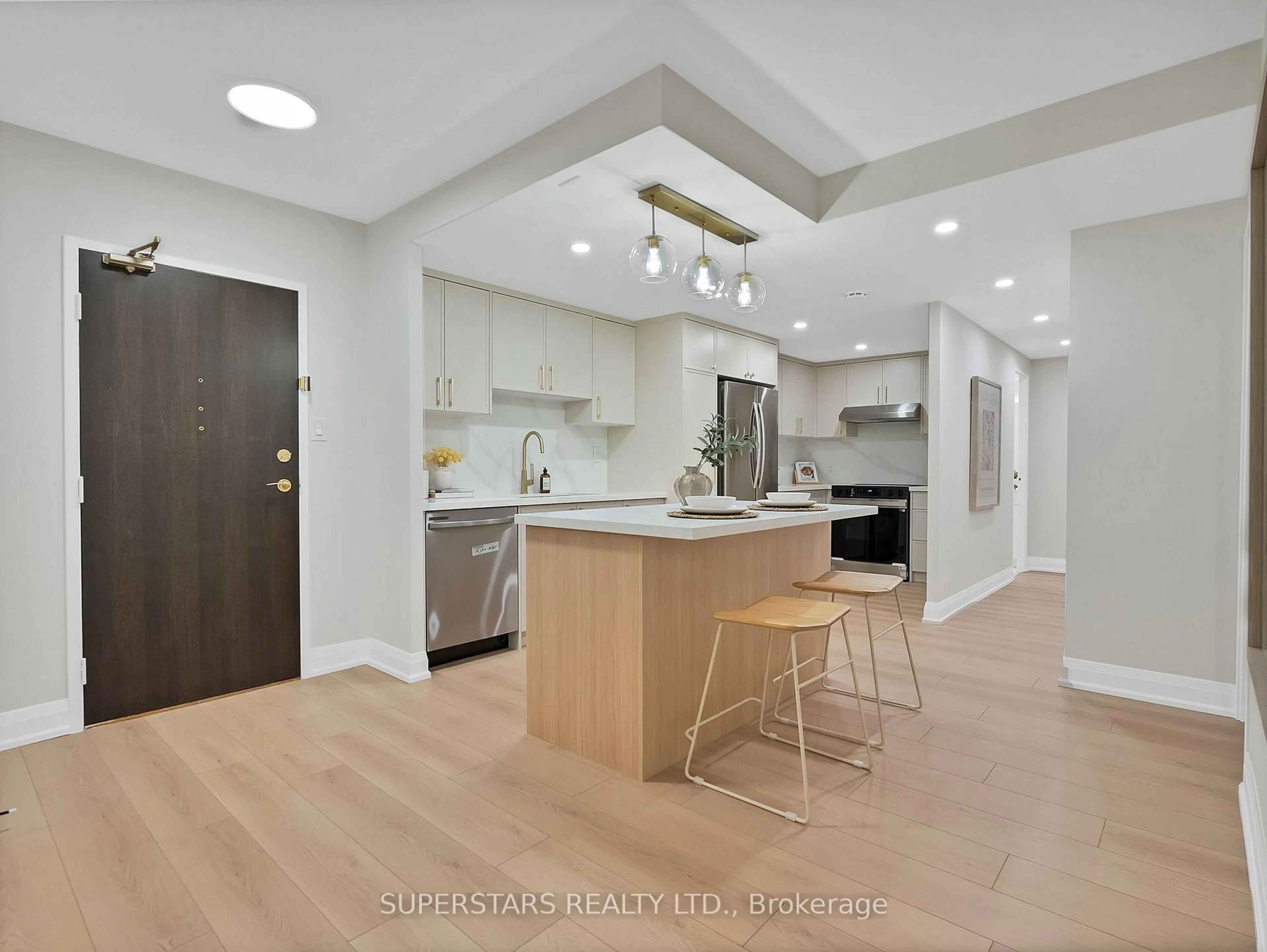 Open concept kitchen, unknown for 820 Burnhamthorpe Rd #704, Toronto Ontario M9C 4W2