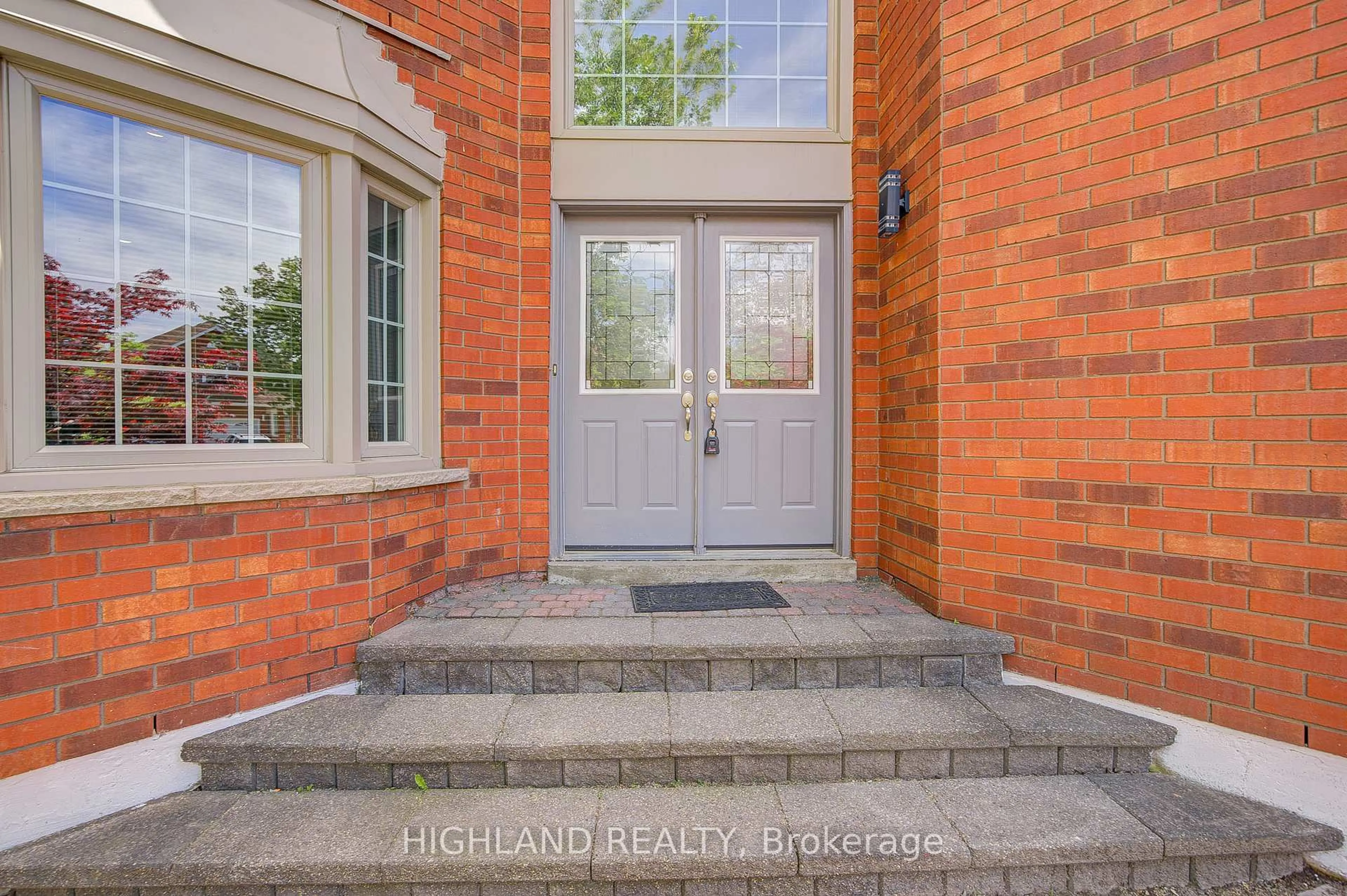 Unknown for 4781 Crystal Rose Dr, Mississauga Ontario L5V 1G9