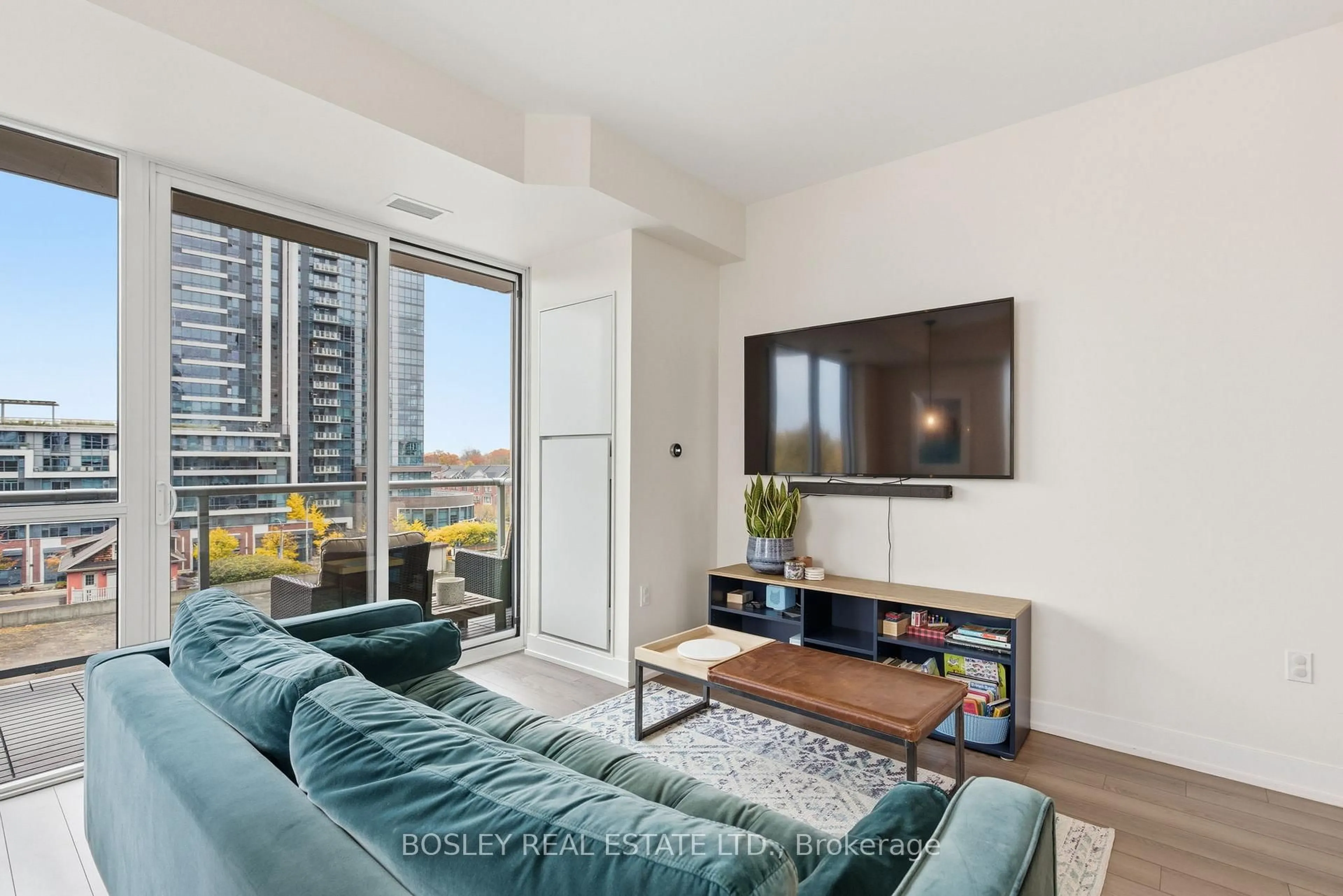 Living room with furniture, unknown for 8 Ann St #501, Mississauga Ontario L5G 3E6