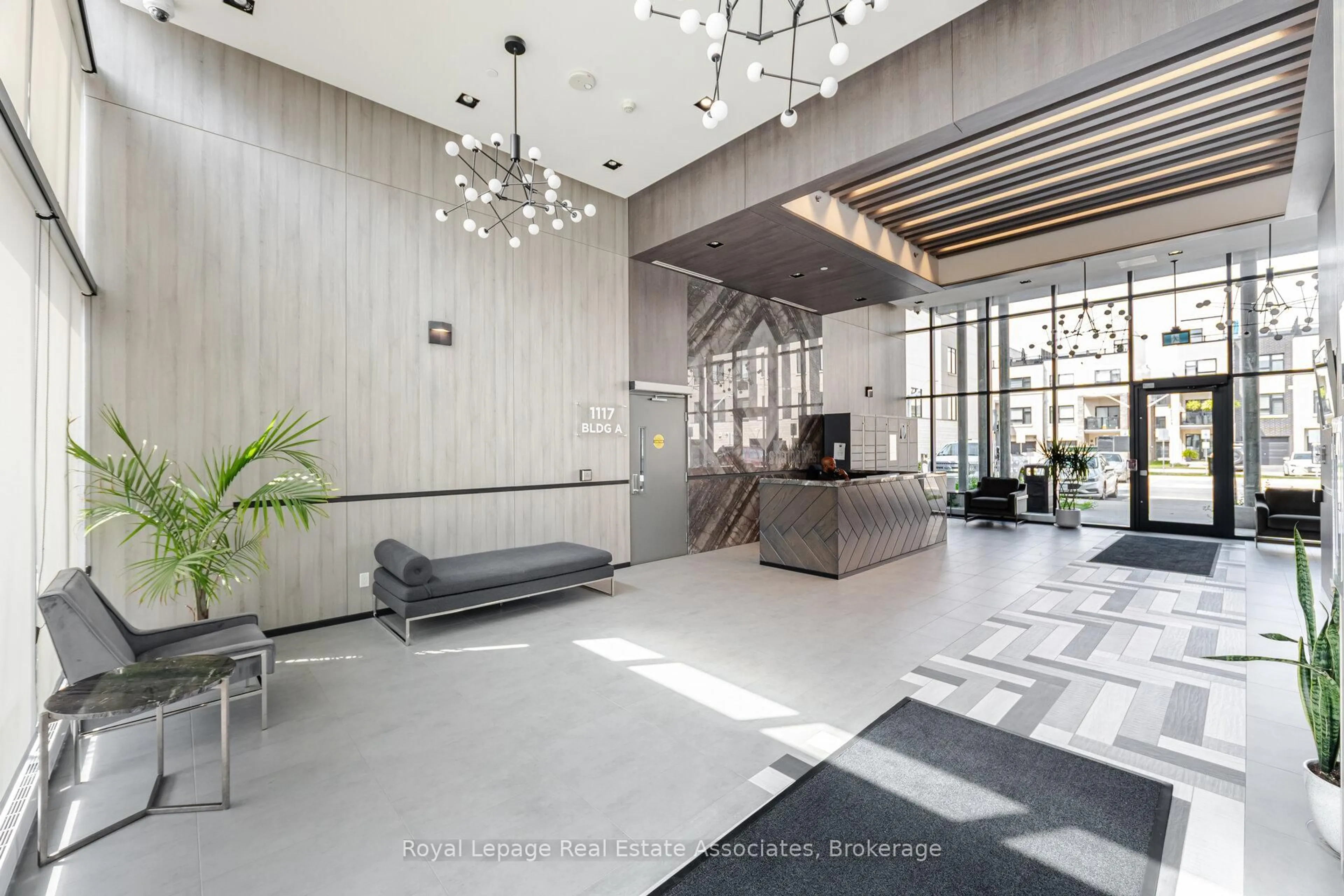 Lobby for 1119 COOKE Blvd #B327, Burlington Ontario L7T 0C7