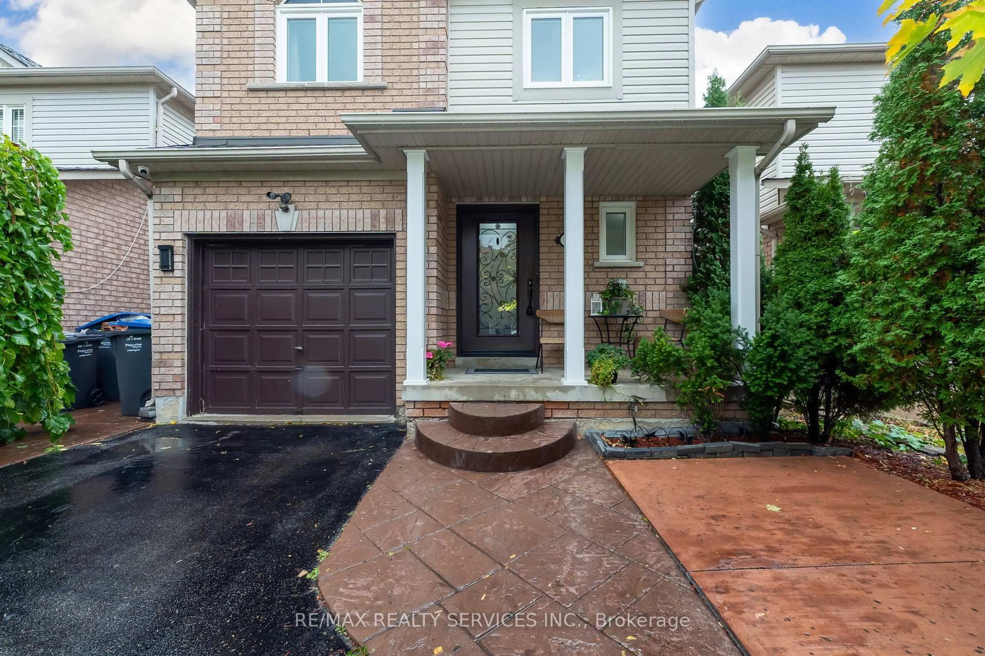 Home with brick exterior material, street for 8 Ridgemore Cres, Brampton Ontario L7A 2L6