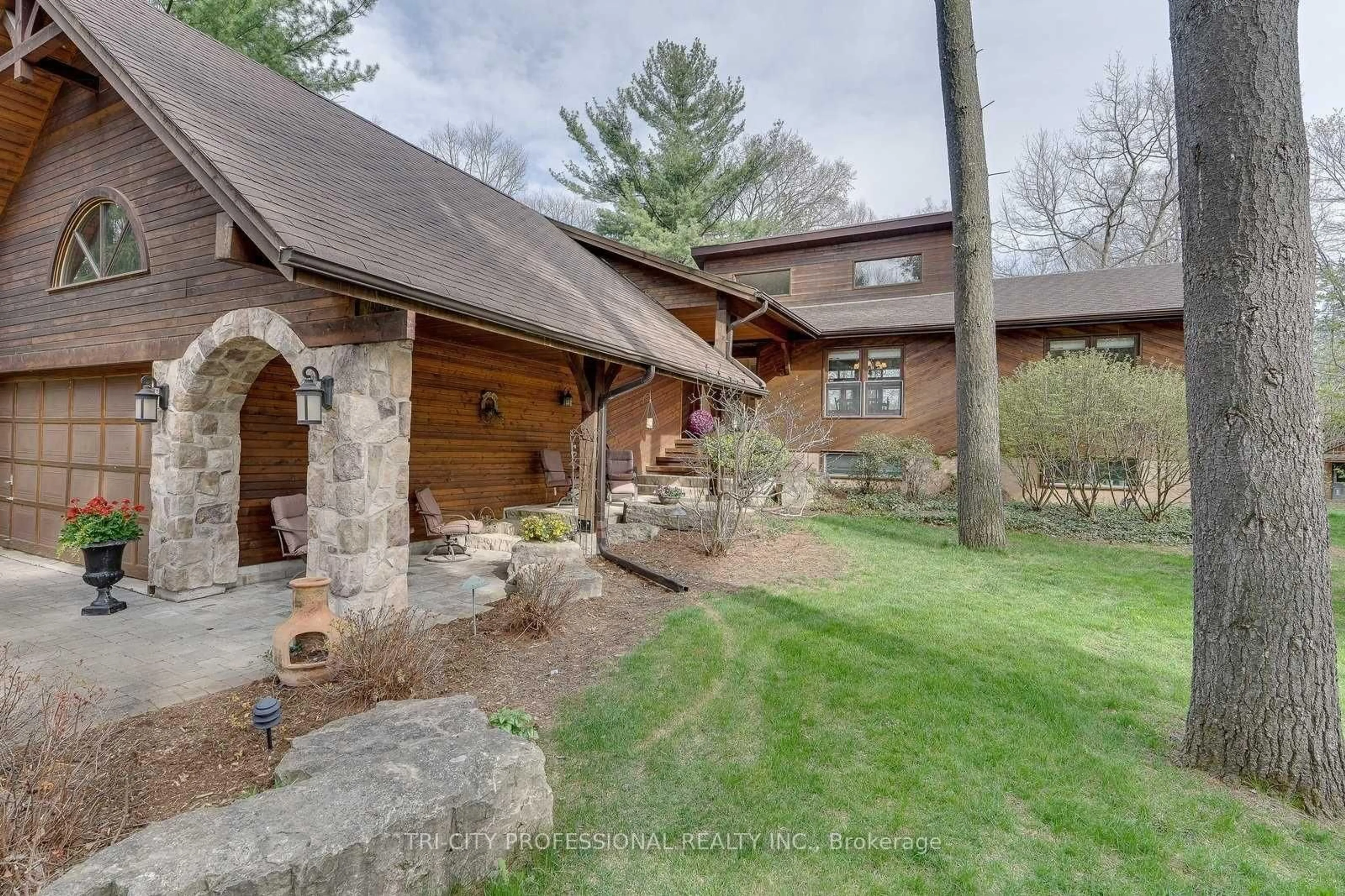 Unknown for 43 Olivers Lane, Caledon Ontario L7C 1G5