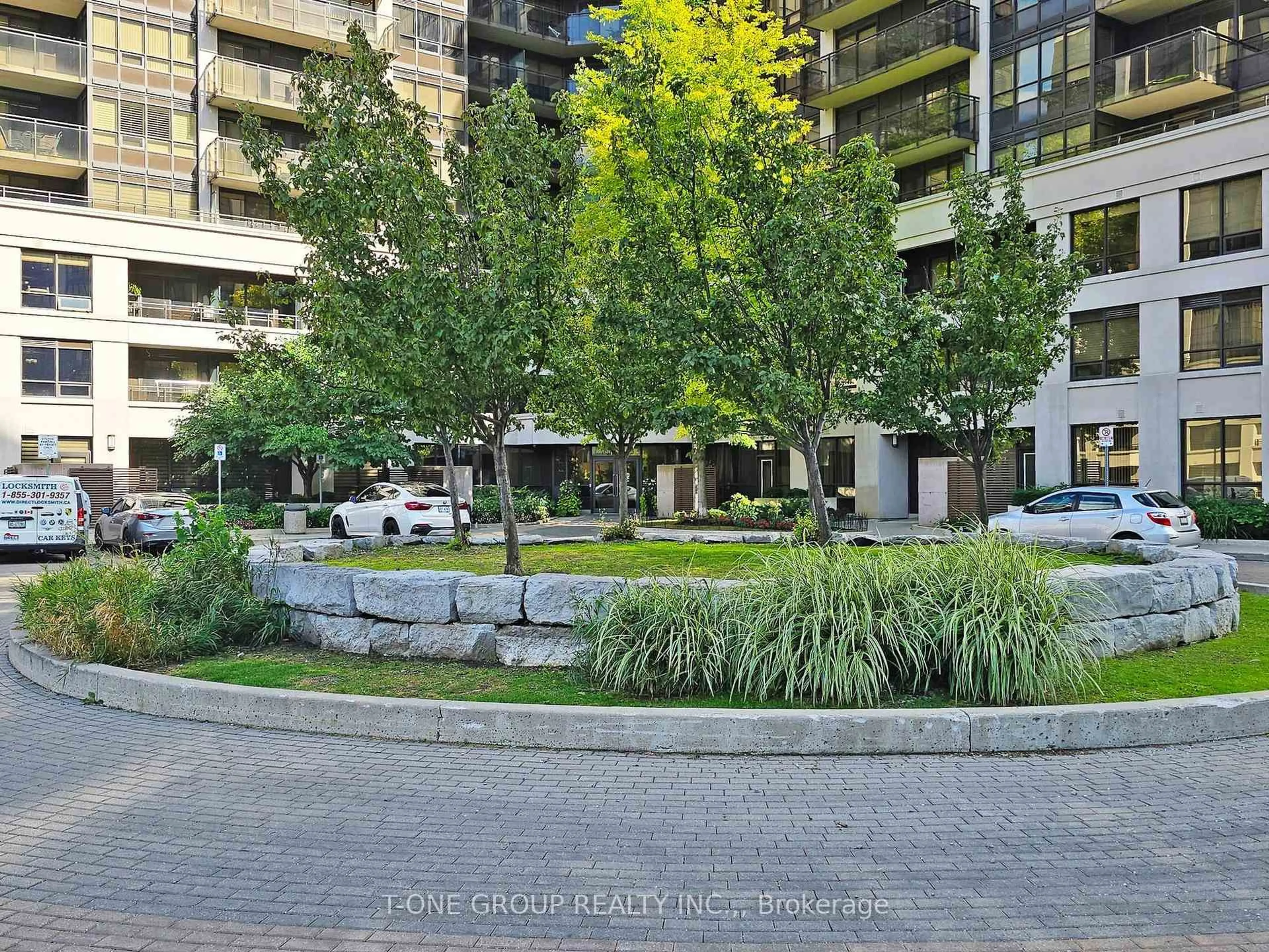A pic from outside/outdoor area/front of a property/back of a property/a pic from drone, street for 1060 Sheppard Ave #311, Toronto Ontario M3J 0G7