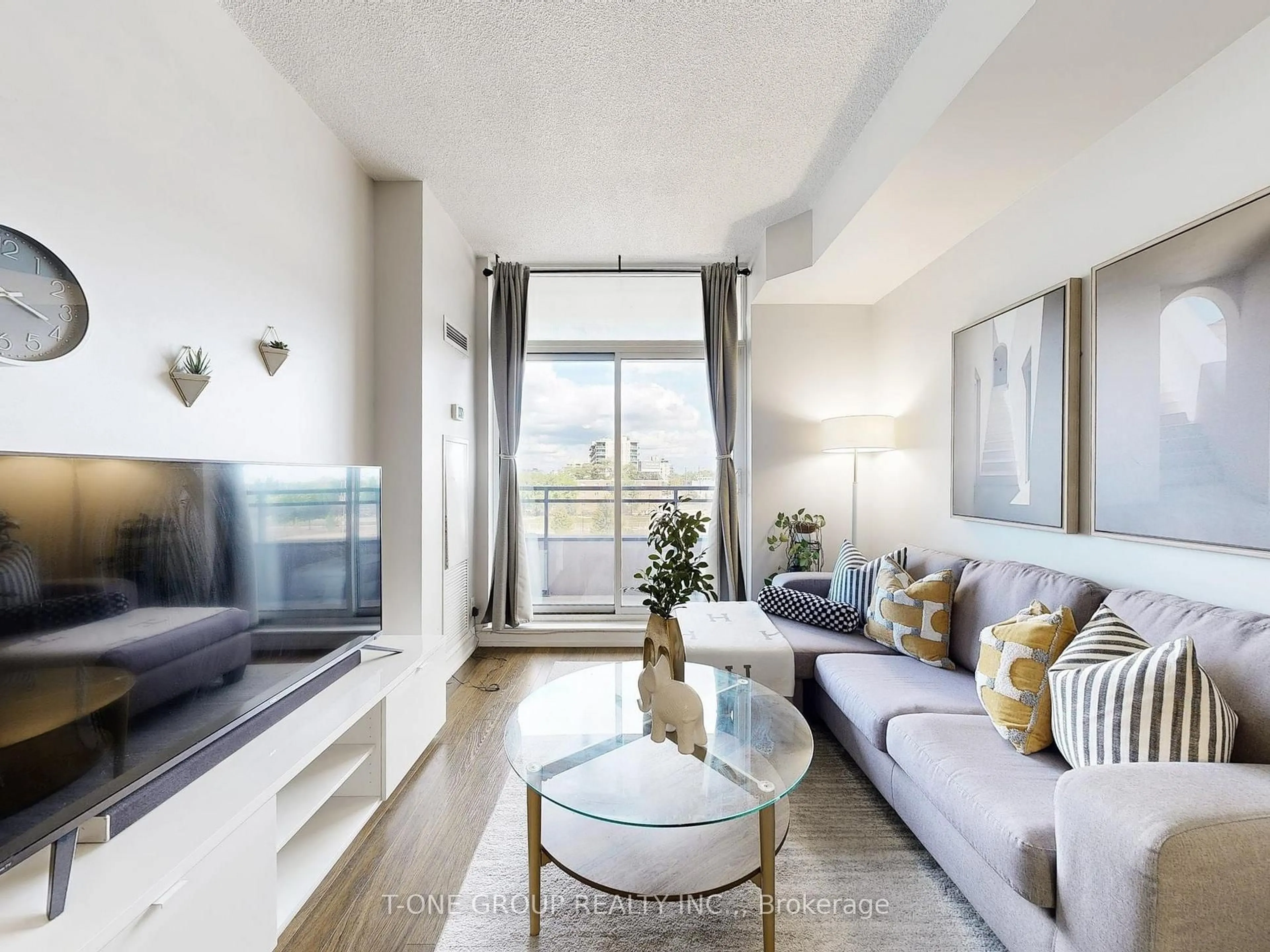 Living room with furniture, unknown for 1060 Sheppard Ave #311, Toronto Ontario M3J 0G7