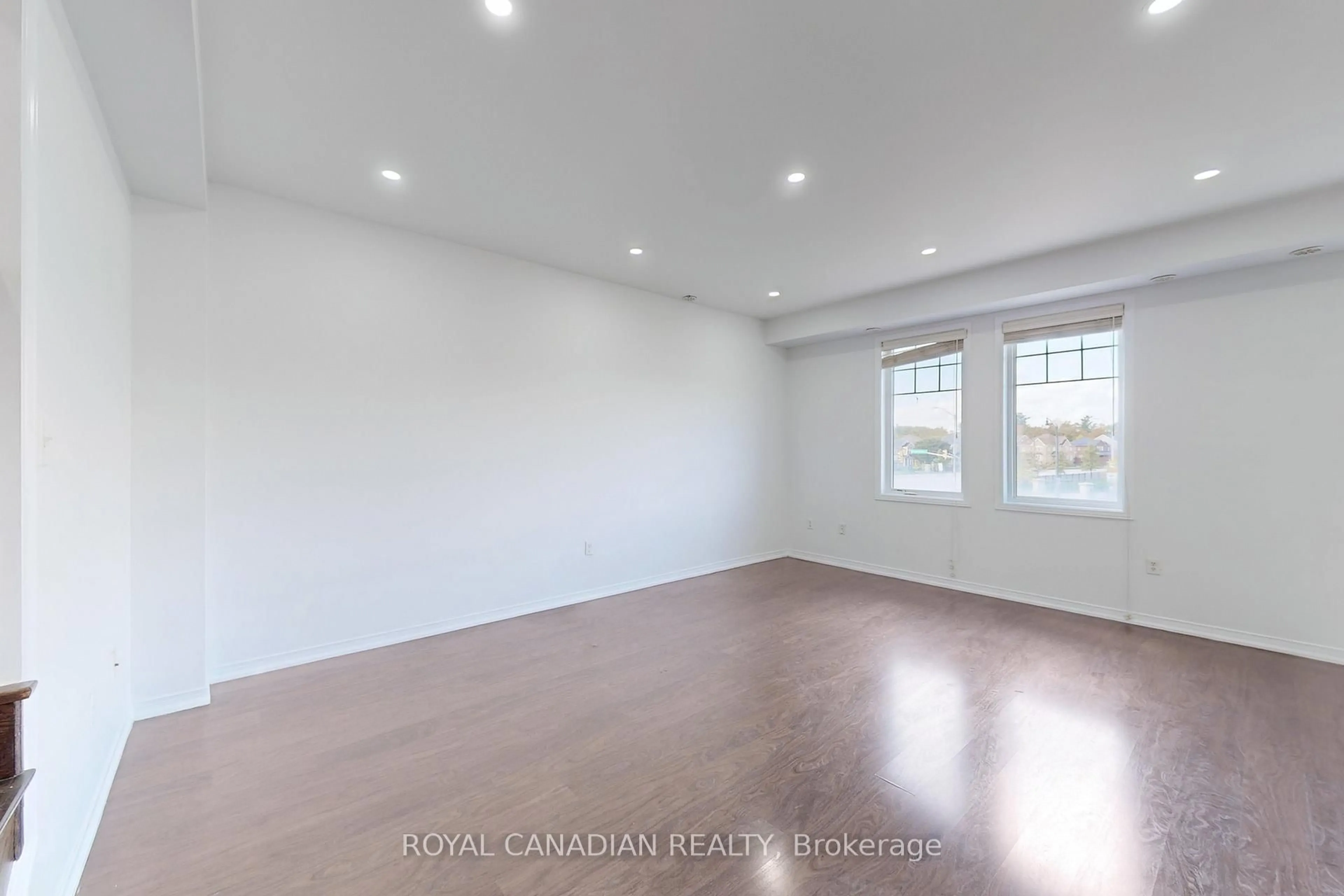 A pic of a room for 54 Chesterwood Cres, Brampton Ontario L6Y 0Z4