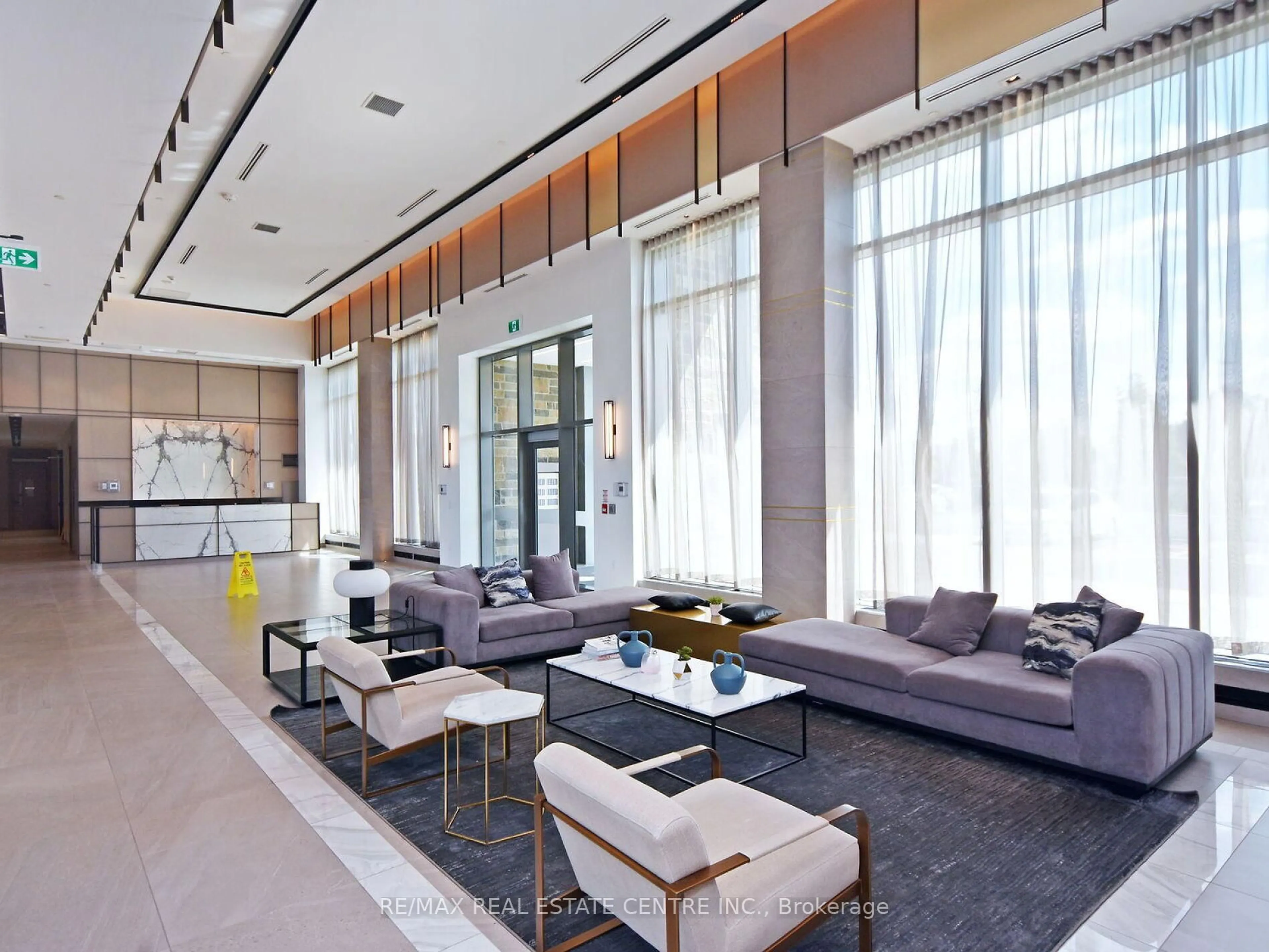 Lobby for 4655 Metcalfe Ave #110, Mississauga Ontario L5M 0Z7