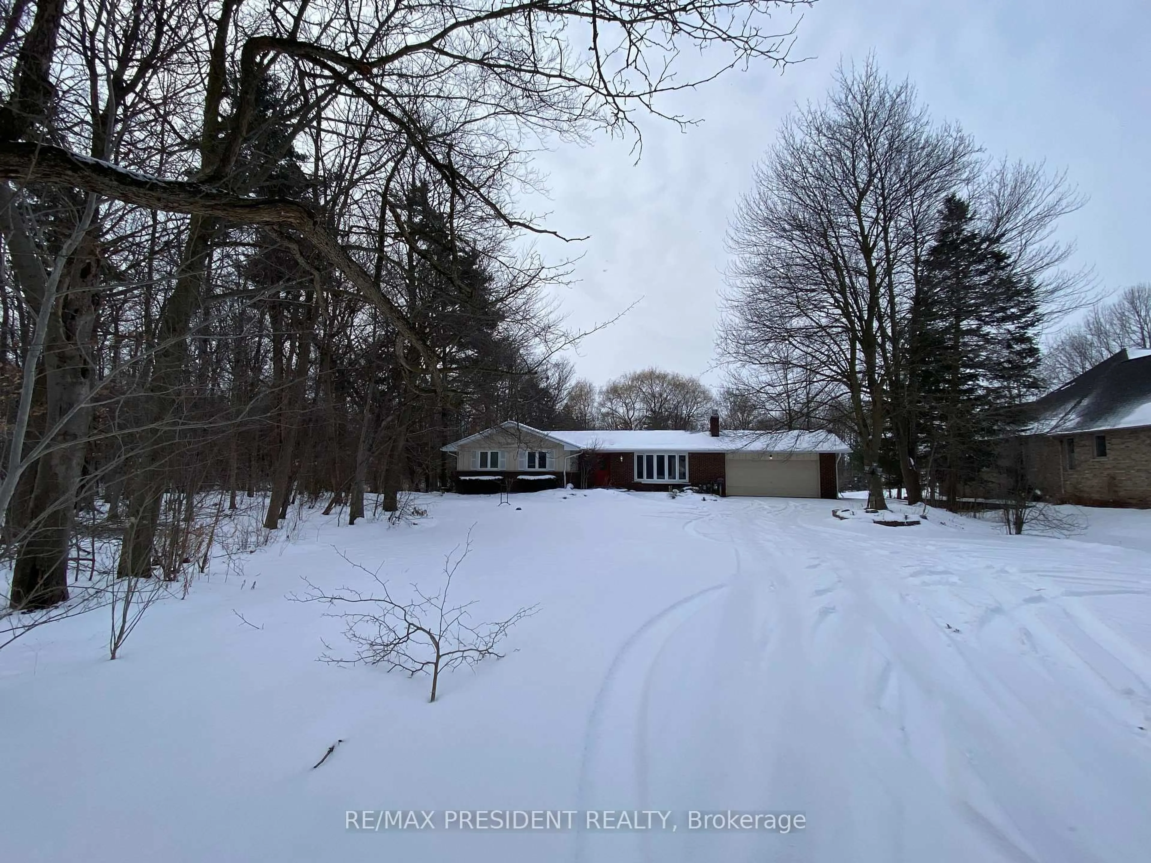 A pic from outside/outdoor area/front of a property/back of a property/a pic from drone, forest/trees view for 10588 Eighth Line, Halton Hills Ontario L7G 4S5