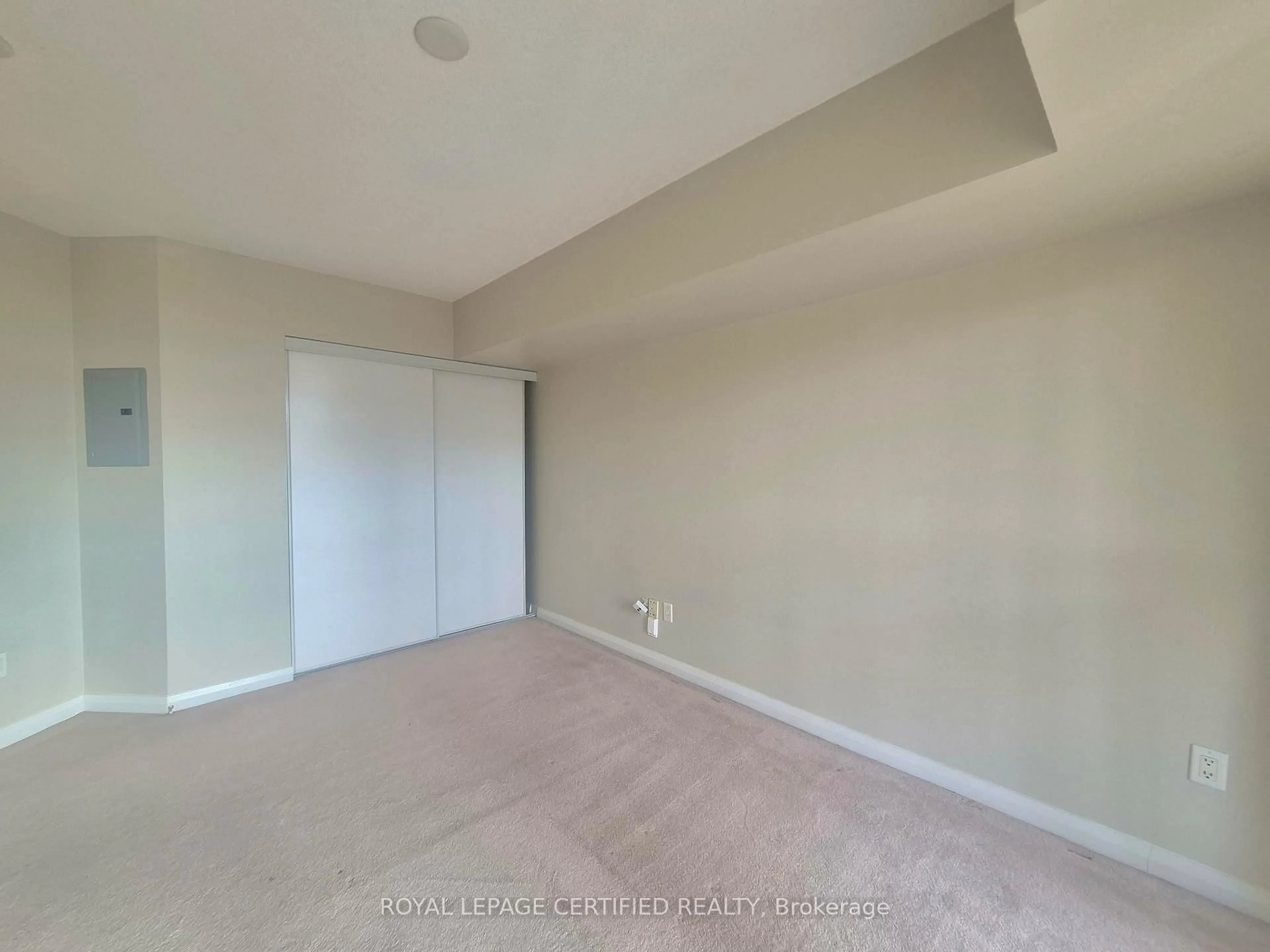 A pic of a room for 220 Forum Dr #1506, Mississauga Ontario L4Z 4K1