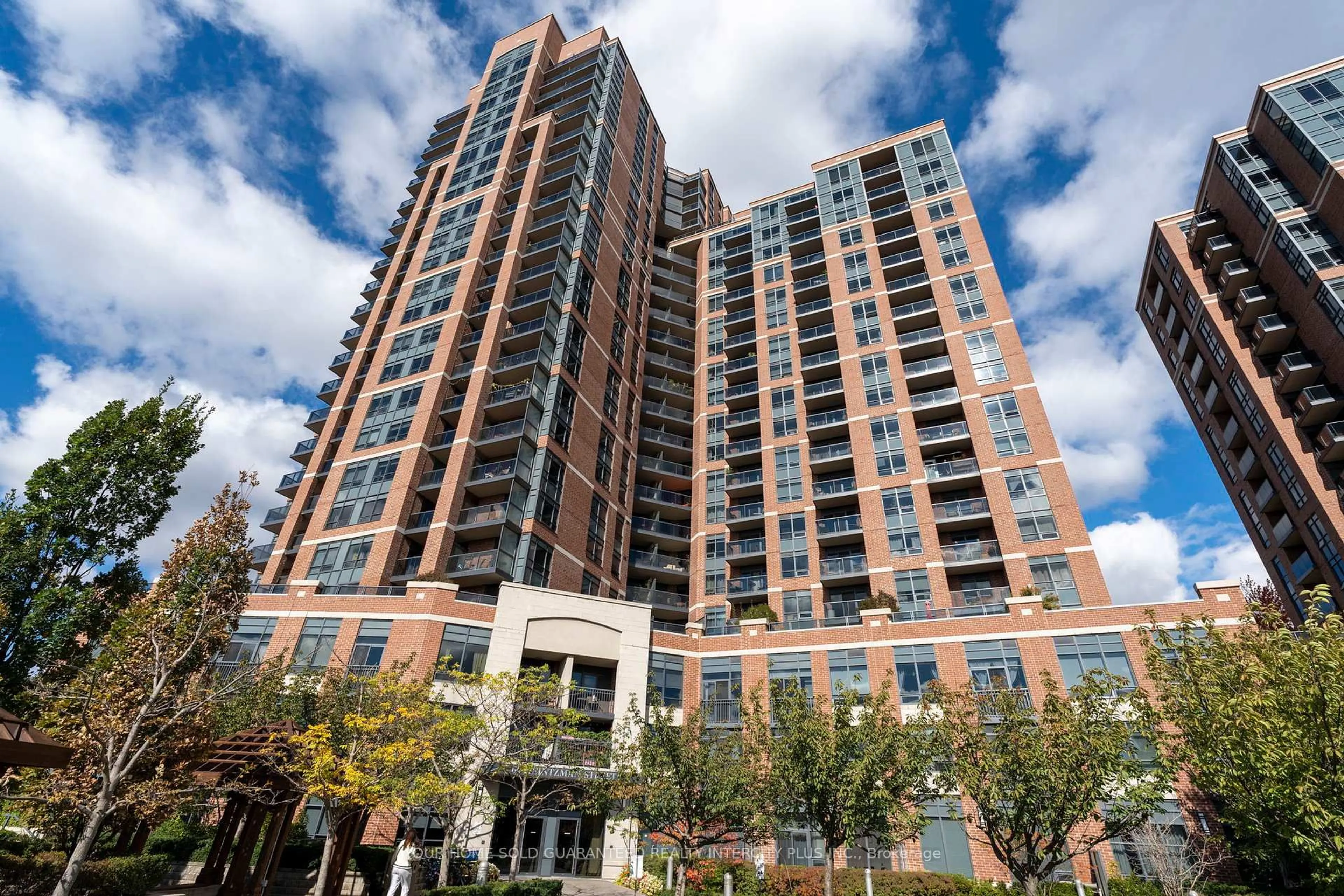 Unknown for 60 Heintzman St #934, Toronto Ontario M6P 5A1