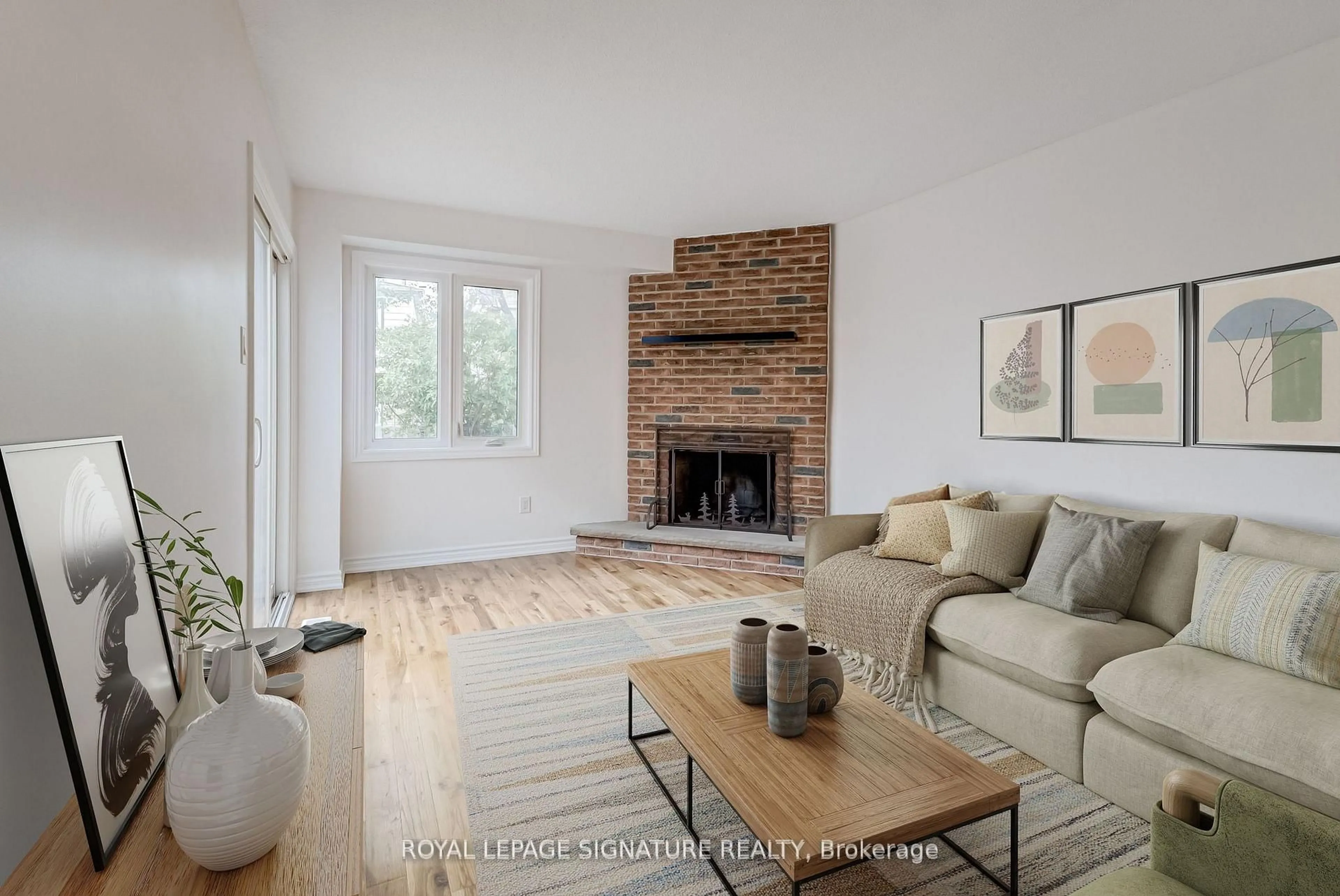 Living room with furniture, unknown for 36 Denlow Dr, Brampton Ontario L6Y 2L4