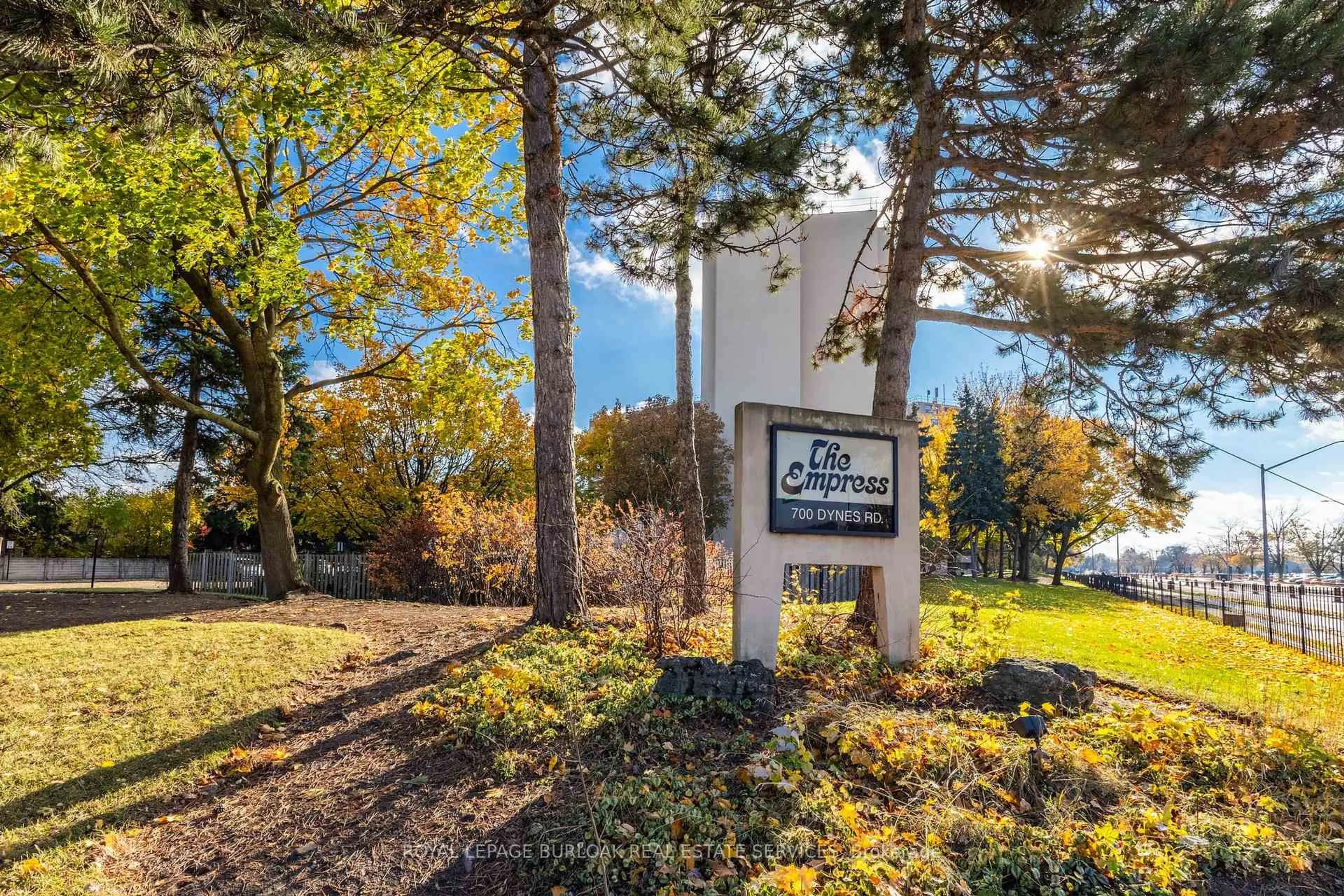 Unknown for 700 Dynes Rd #616, Burlington Ontario L7N 3M2