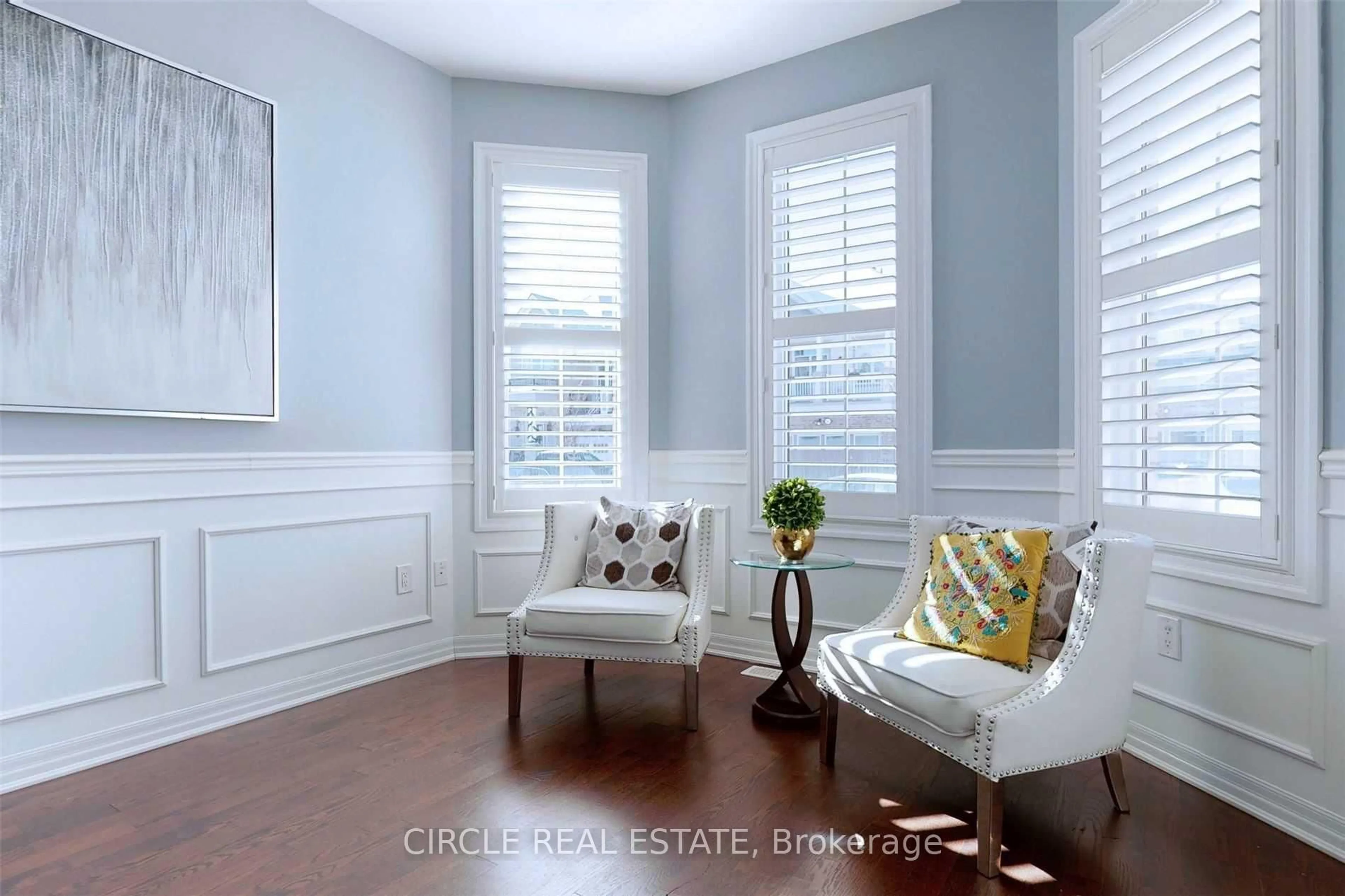 Living room with furniture, unknown for 1368 Connaught Terr, Milton Ontario L9E 0B8