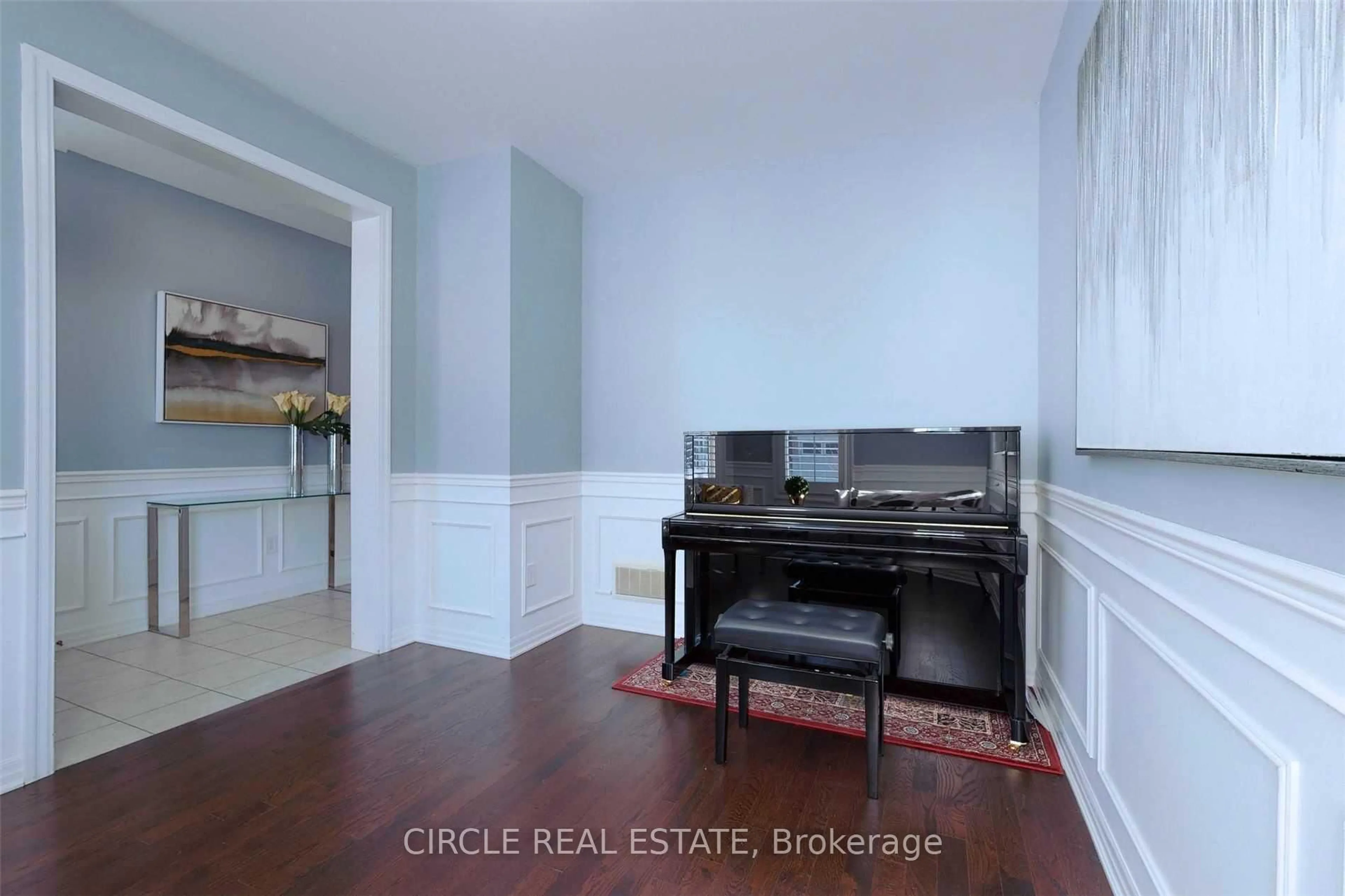 A pic of a room for 1368 Connaught Terr, Milton Ontario L9E 0B8