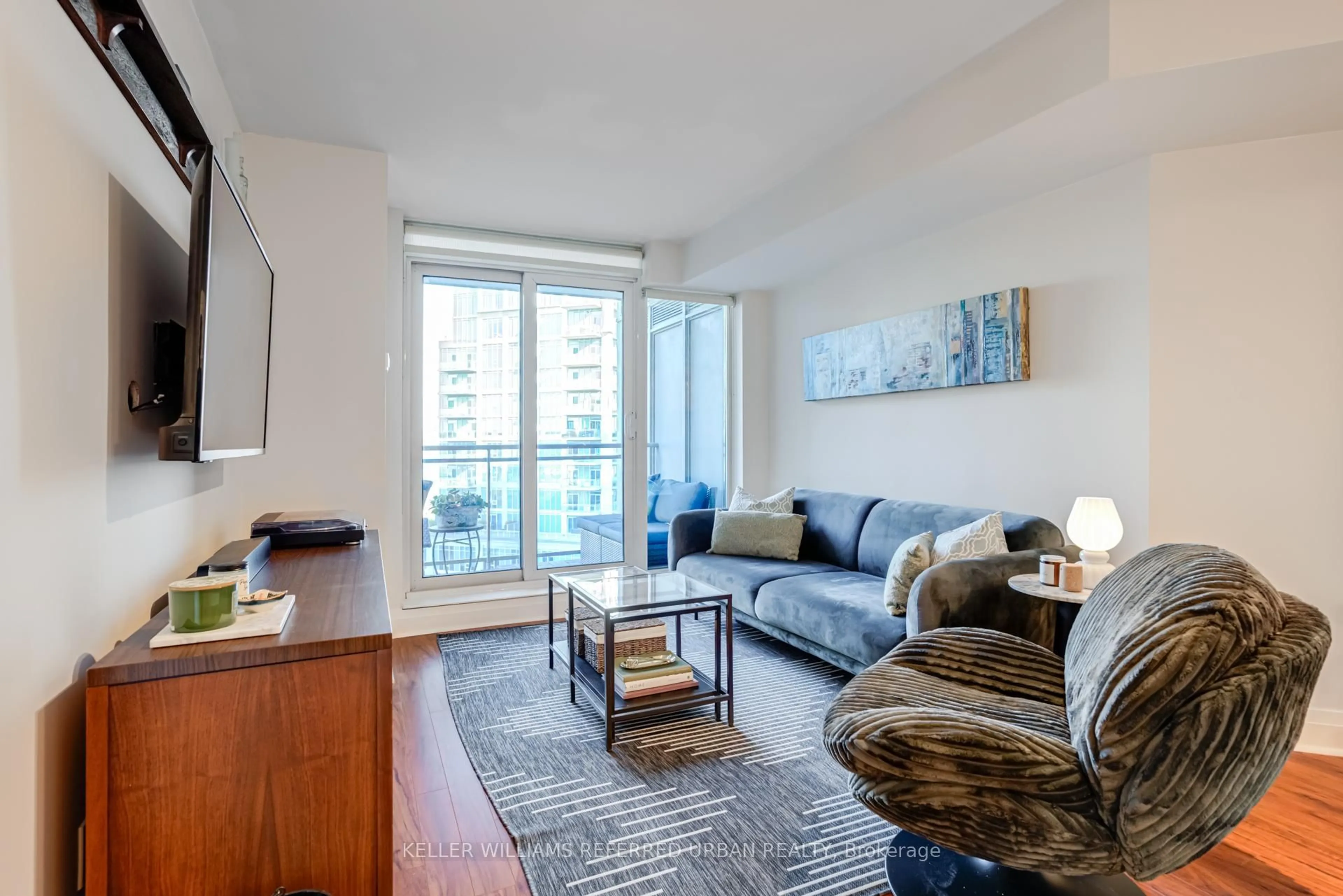 Living room with furniture, unknown for 2121 Lake Shore Blvd #1008, Toronto Ontario M8V 4E9