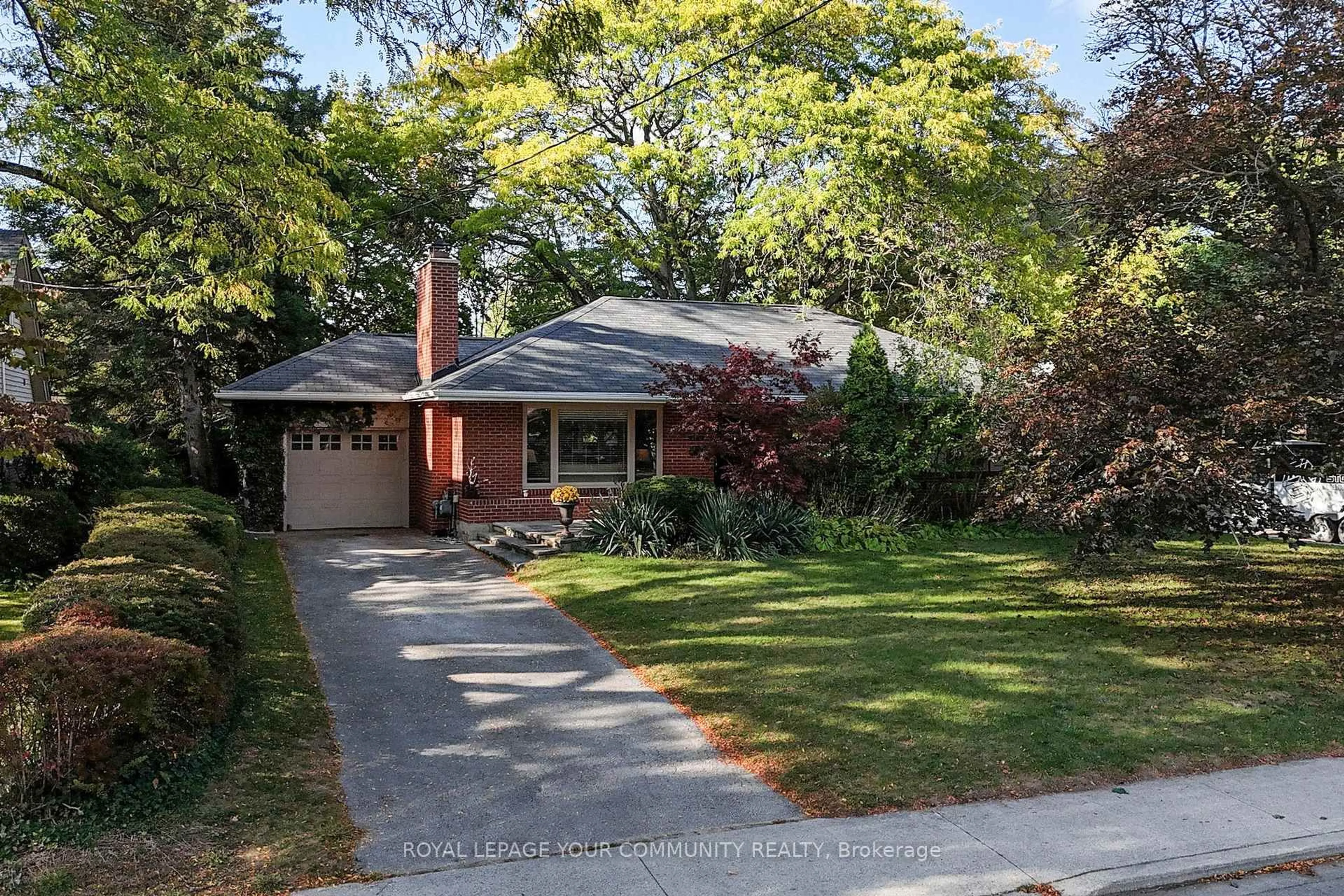 Home with brick exterior material, street for 2169 Paisley Ave, Burlington Ontario L7R 1W1