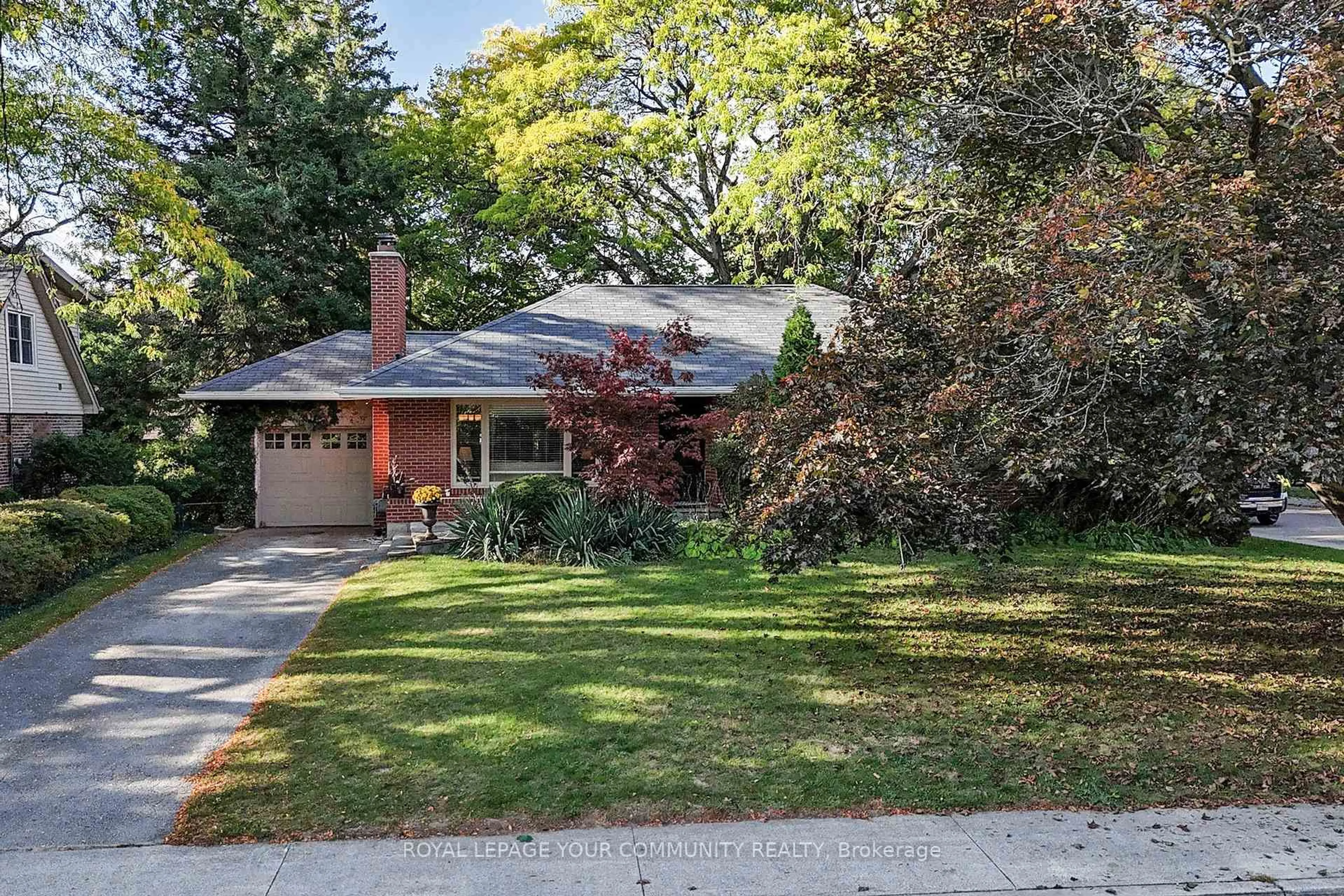 Home with brick exterior material, street for 2169 Paisley Ave, Burlington Ontario L7R 1W1