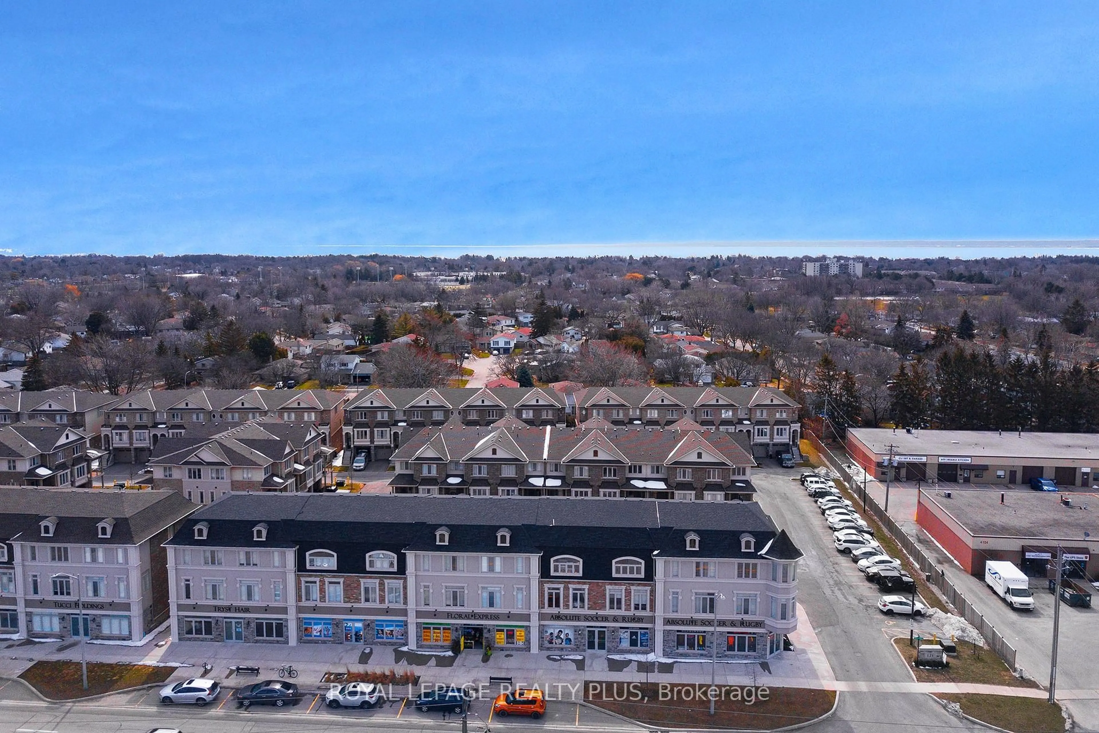 A pic from outside/outdoor area/front of a property/back of a property/a pic from drone, city buildings view from balcony for 4143 Palermo Common #28, Burlington Ontario L7L 0G7
