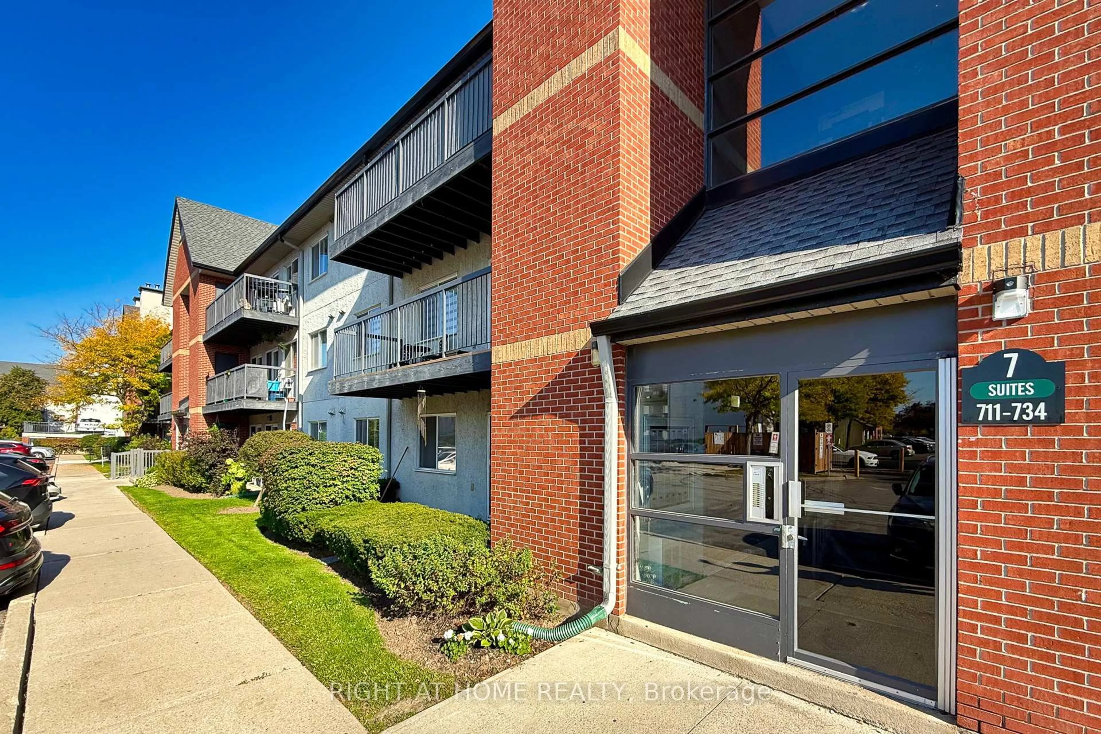 Unknown for 1450 Glen Abbey Gate #722, Oakville Ontario L6M 2V7