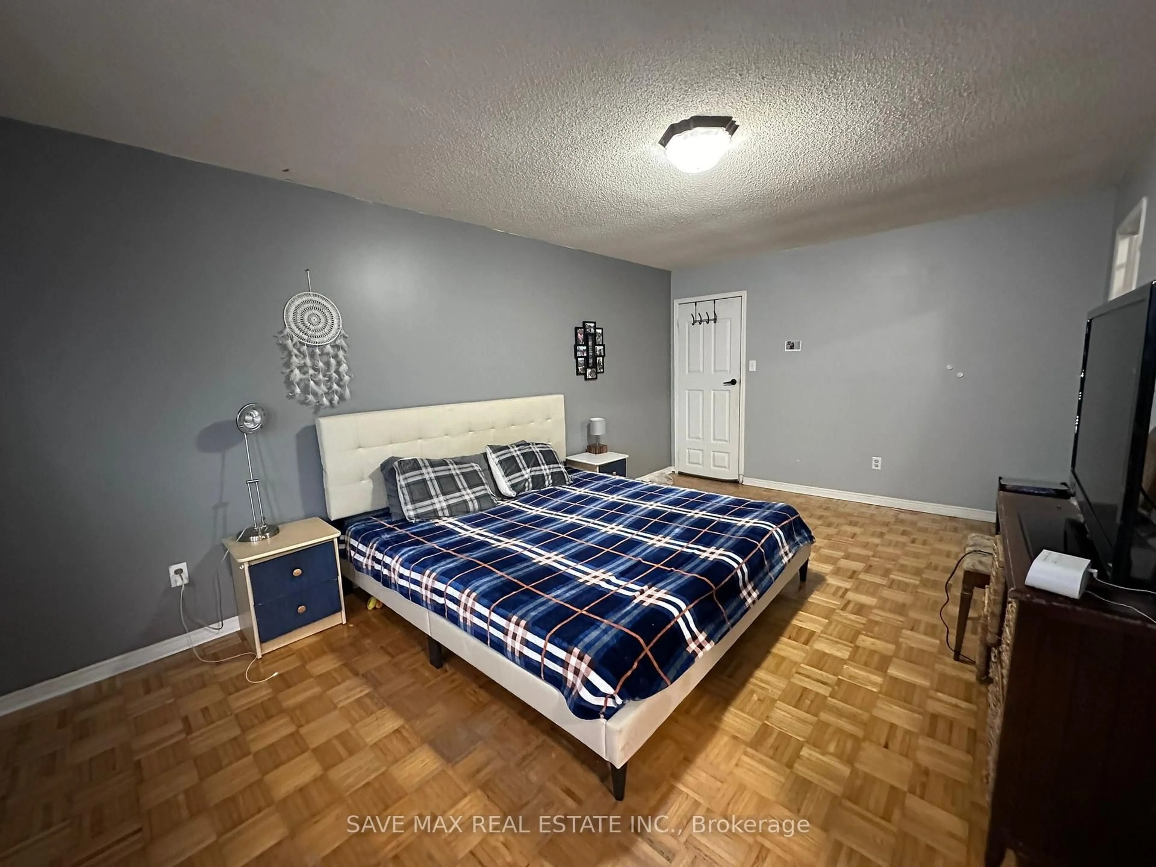 Bedroom with bed, unknown for 33 Piane Ave, Brampton Ontario L6Y 4X8