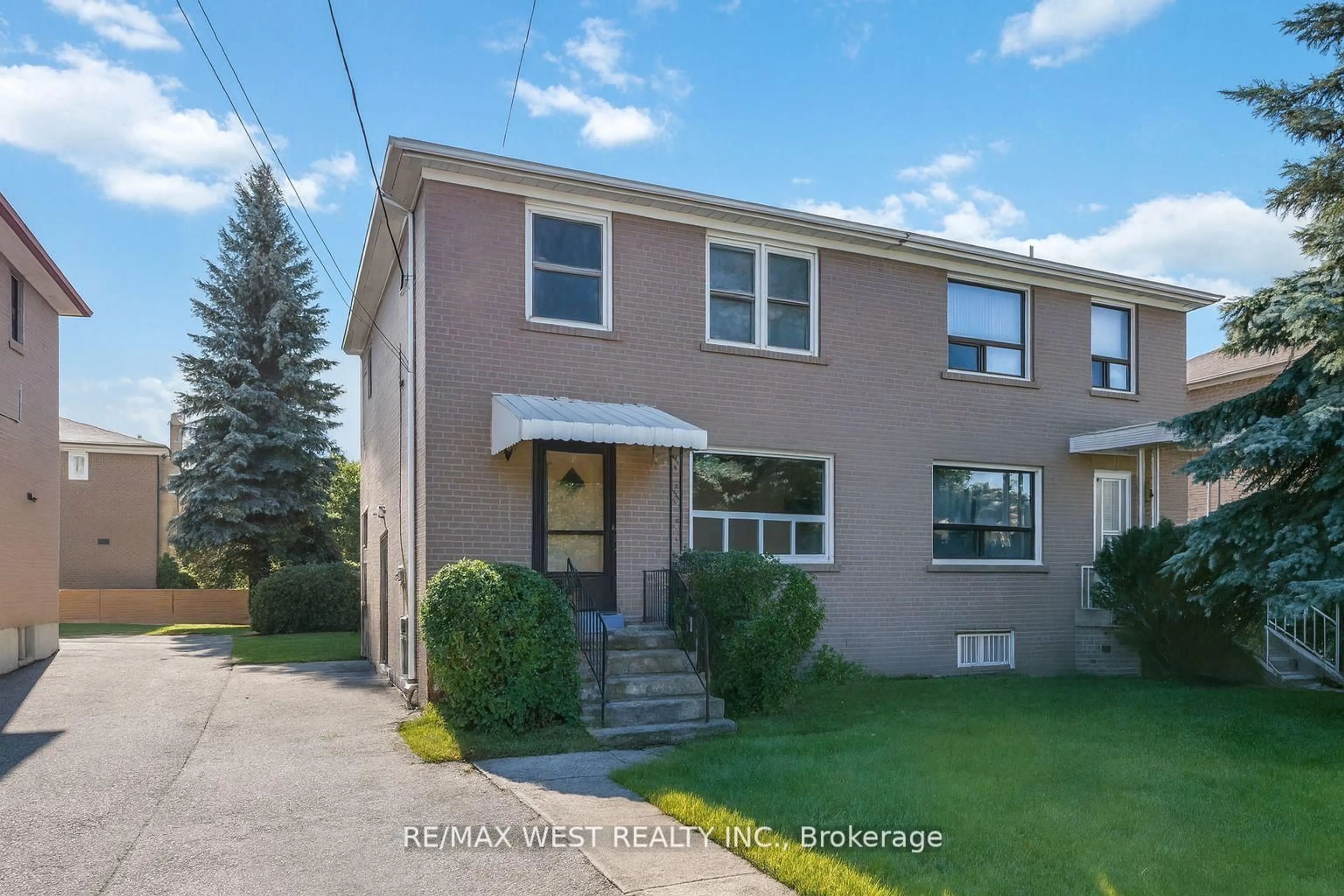 Home with vinyl exterior material, street for 241 Eileen Ave, Toronto Ontario M6N 1W5