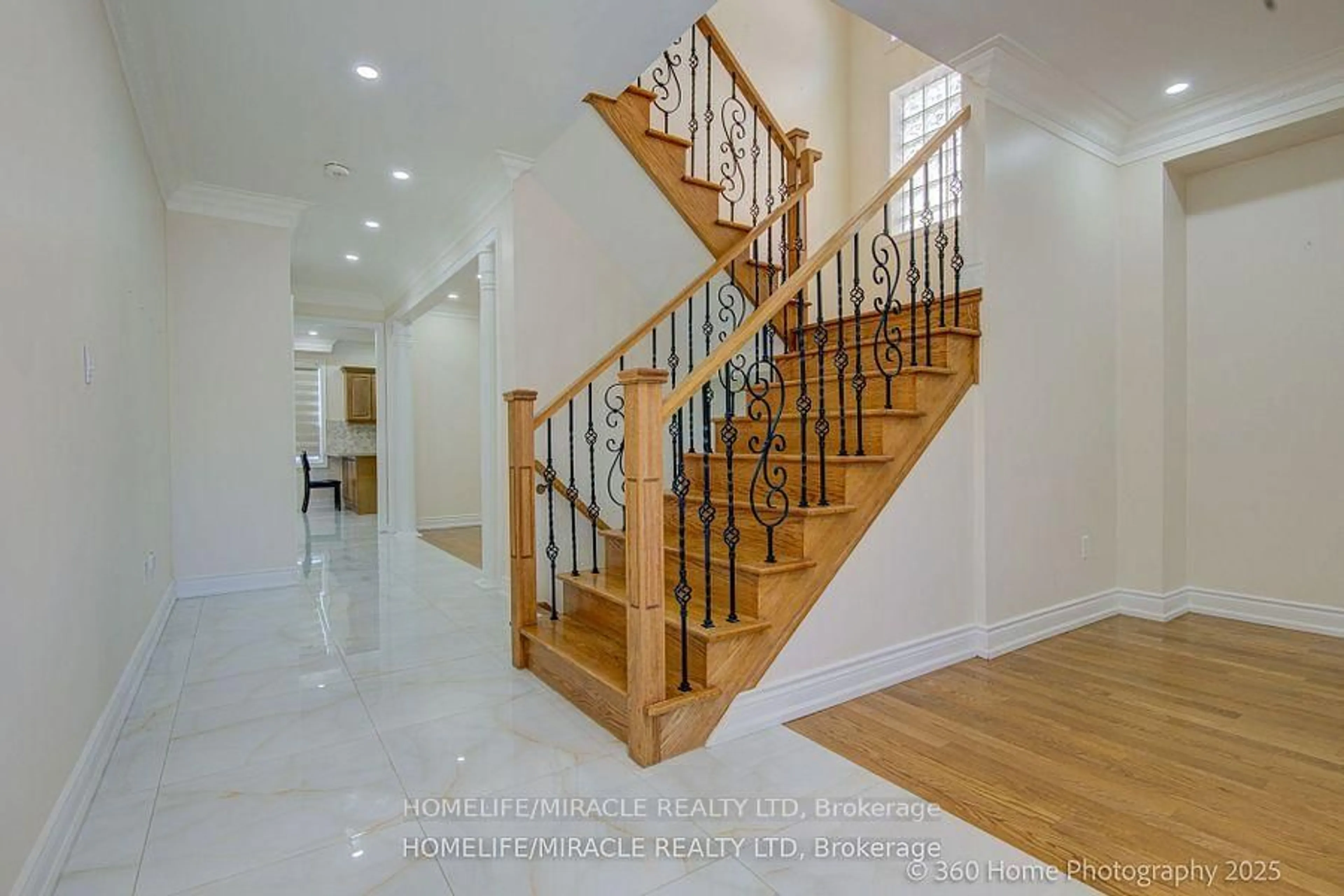 Unknown for 55 Lyndbrook Cres, Brampton Ontario L6P 2N9