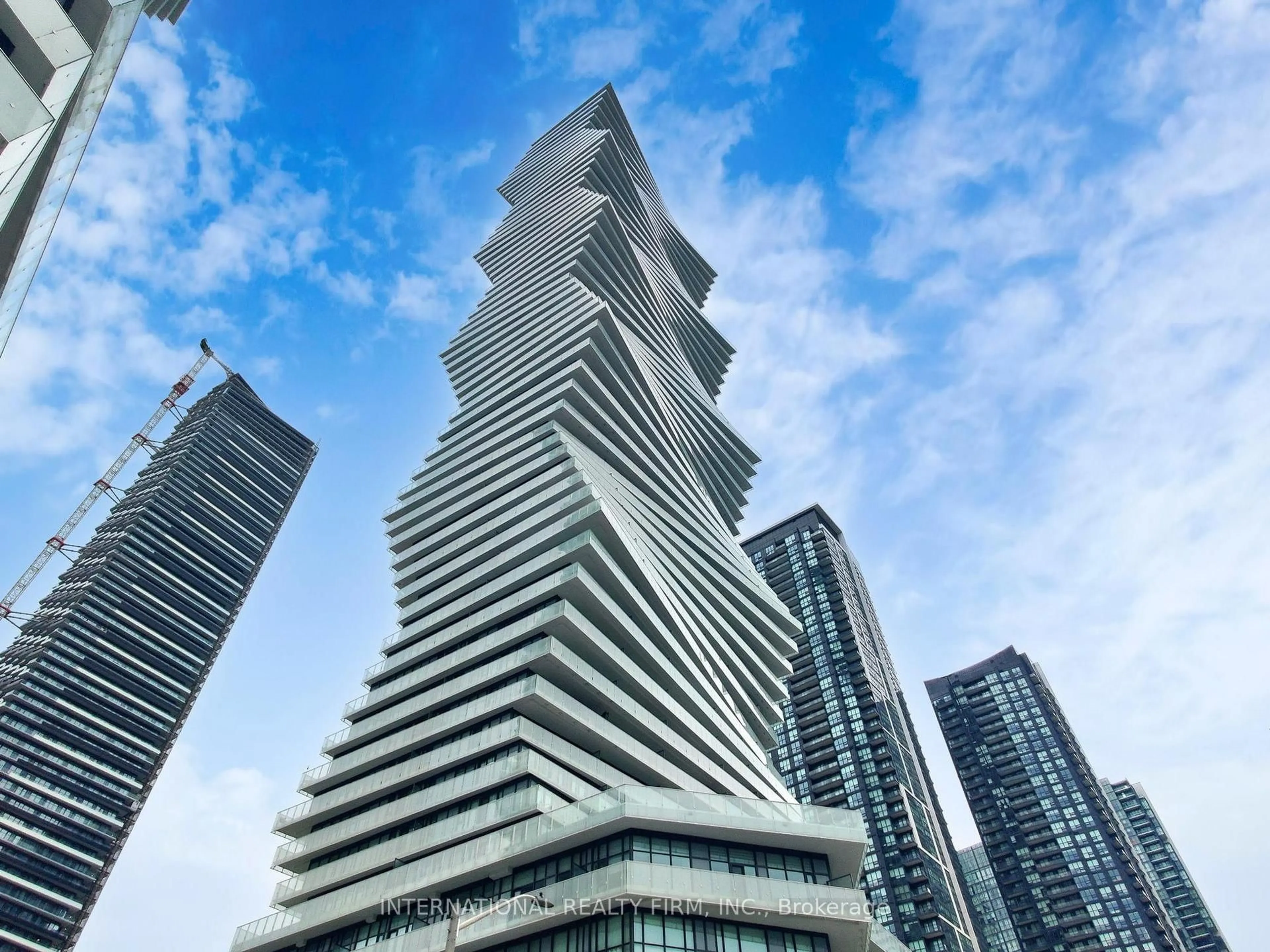 Unknown for 3900 Confederation Pkwy #315, Mississauga Ontario L5B 0M3