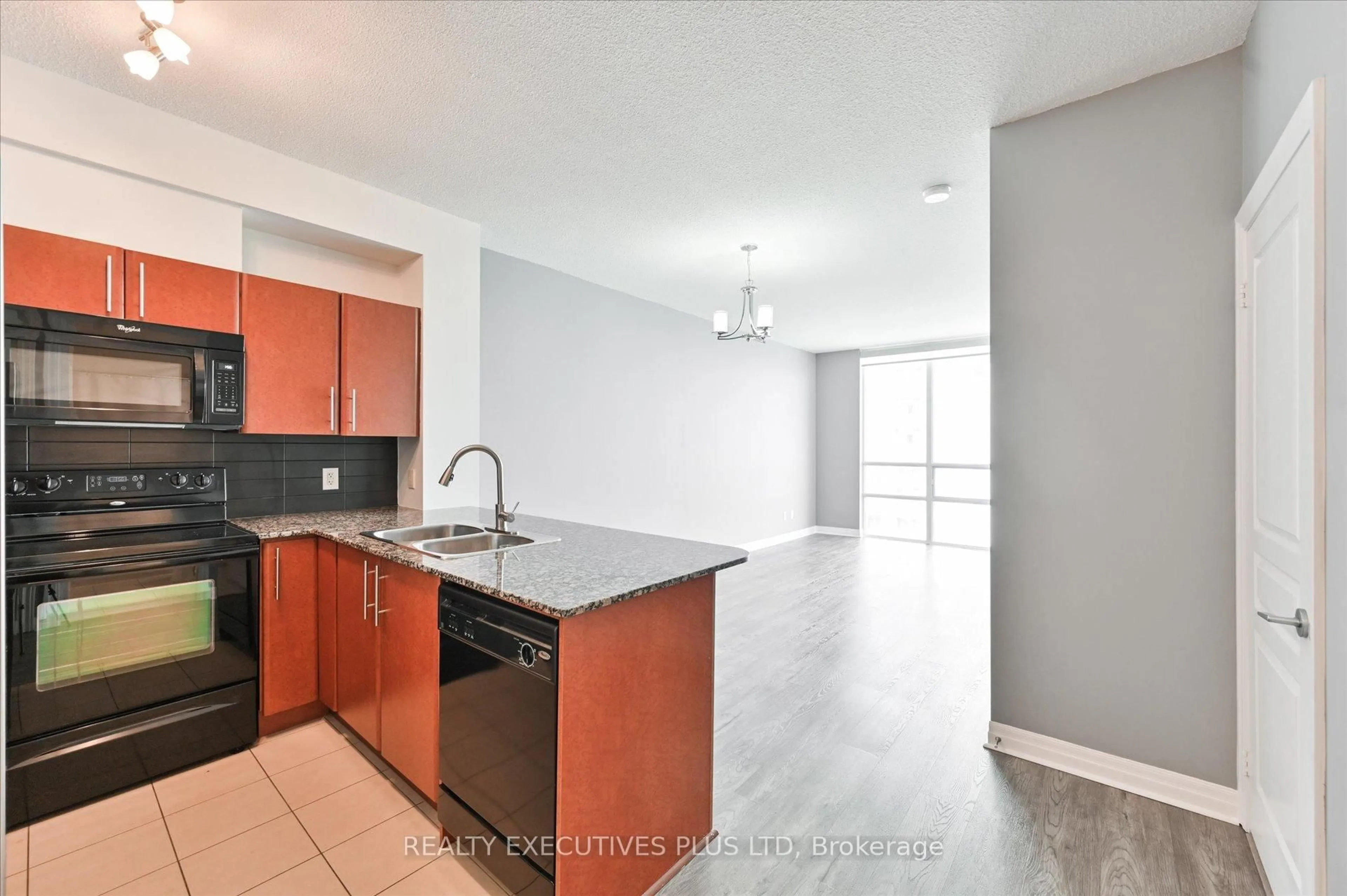 Standard kitchen, unknown for 3515 Kariya Dr #2103, Mississauga Ontario L5B 0C1