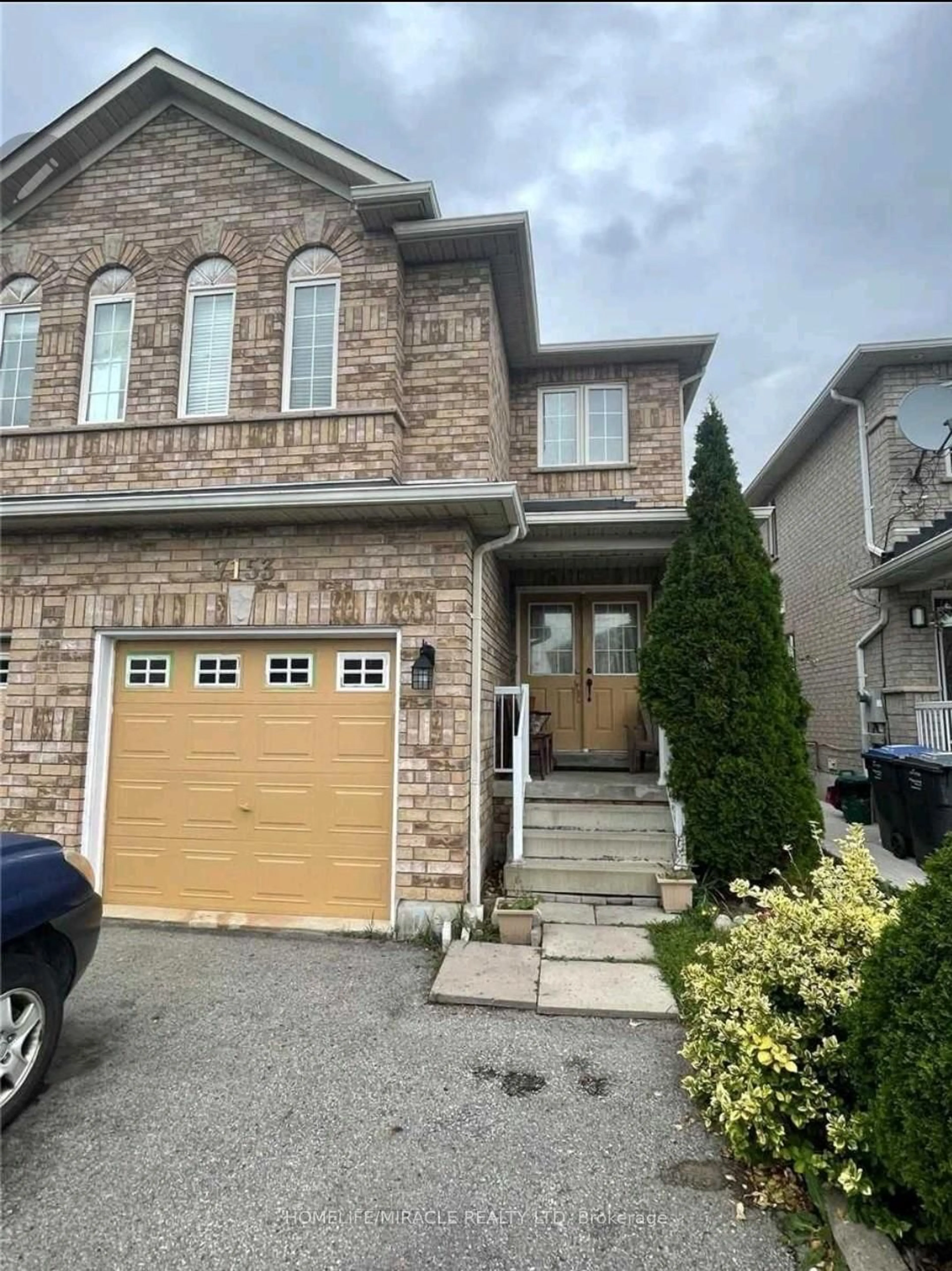 Home with brick exterior material, street for 7153 Village Walk, Mississauga Ontario L5W 1X2