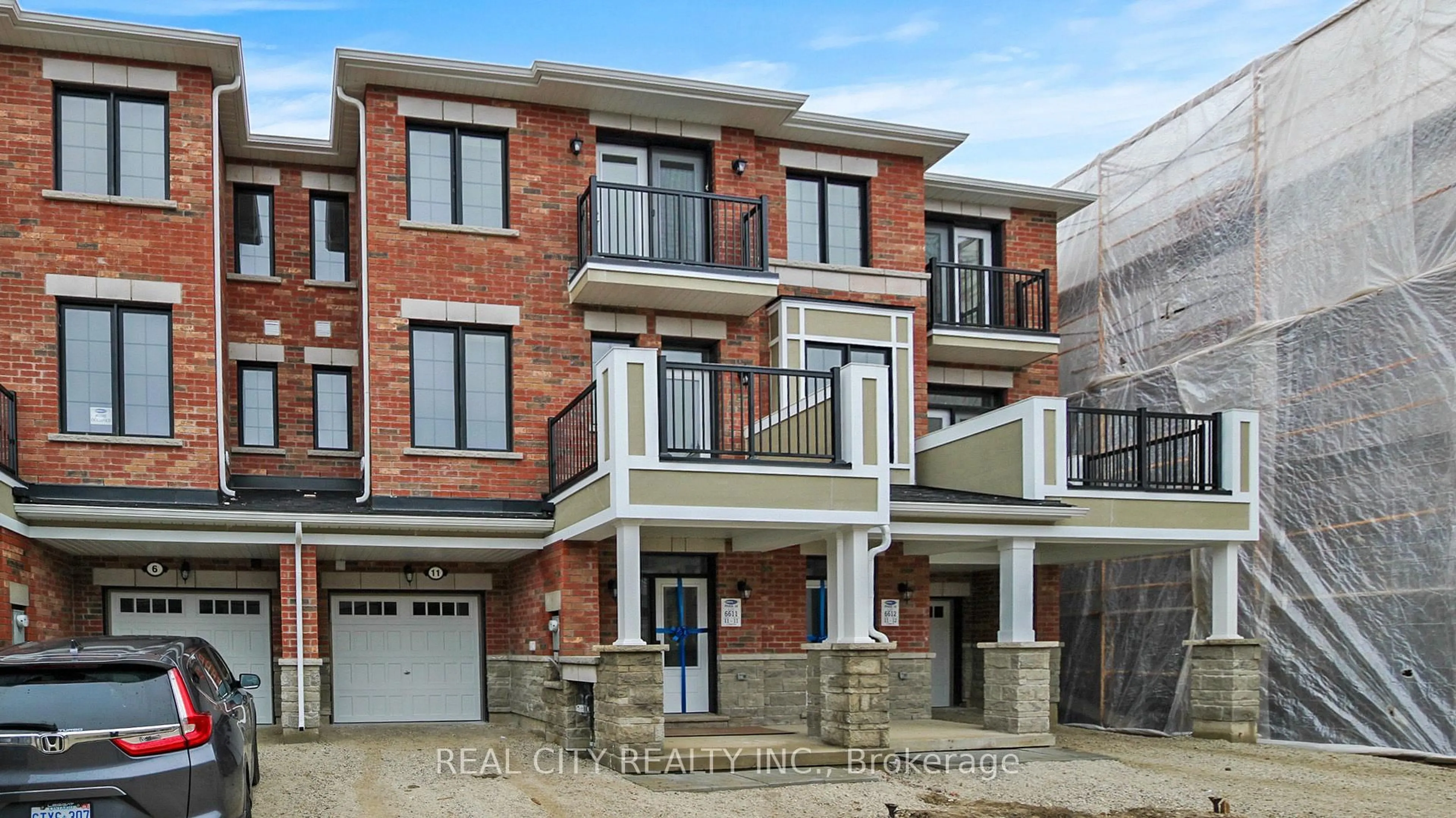 Home with brick exterior material, street for 11 Keppel Circ, Brampton Ontario L7A 5K4
