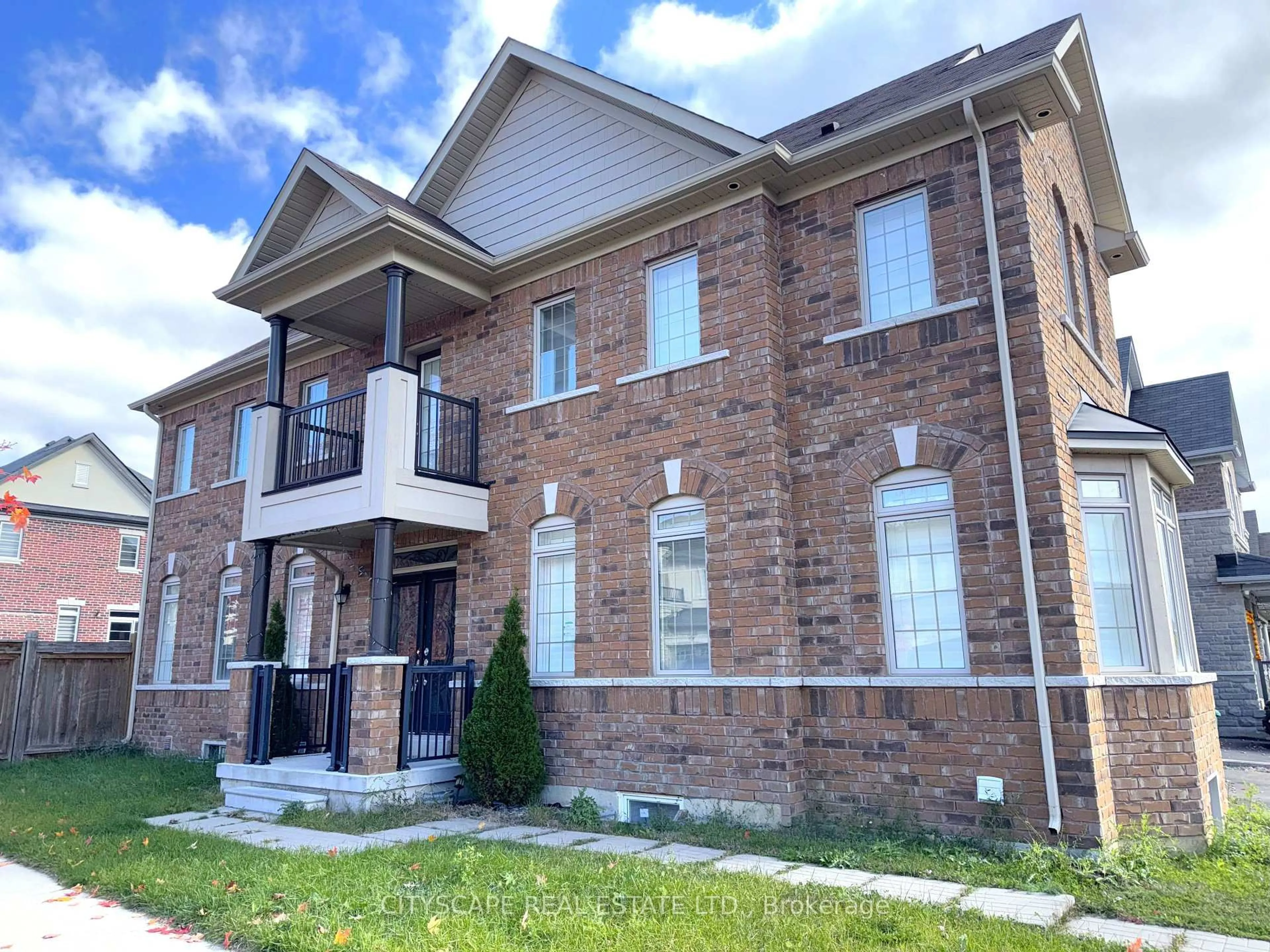 Home with brick exterior material, street for 33 Brookwater Cres, Caledon Ontario L7C 4A4