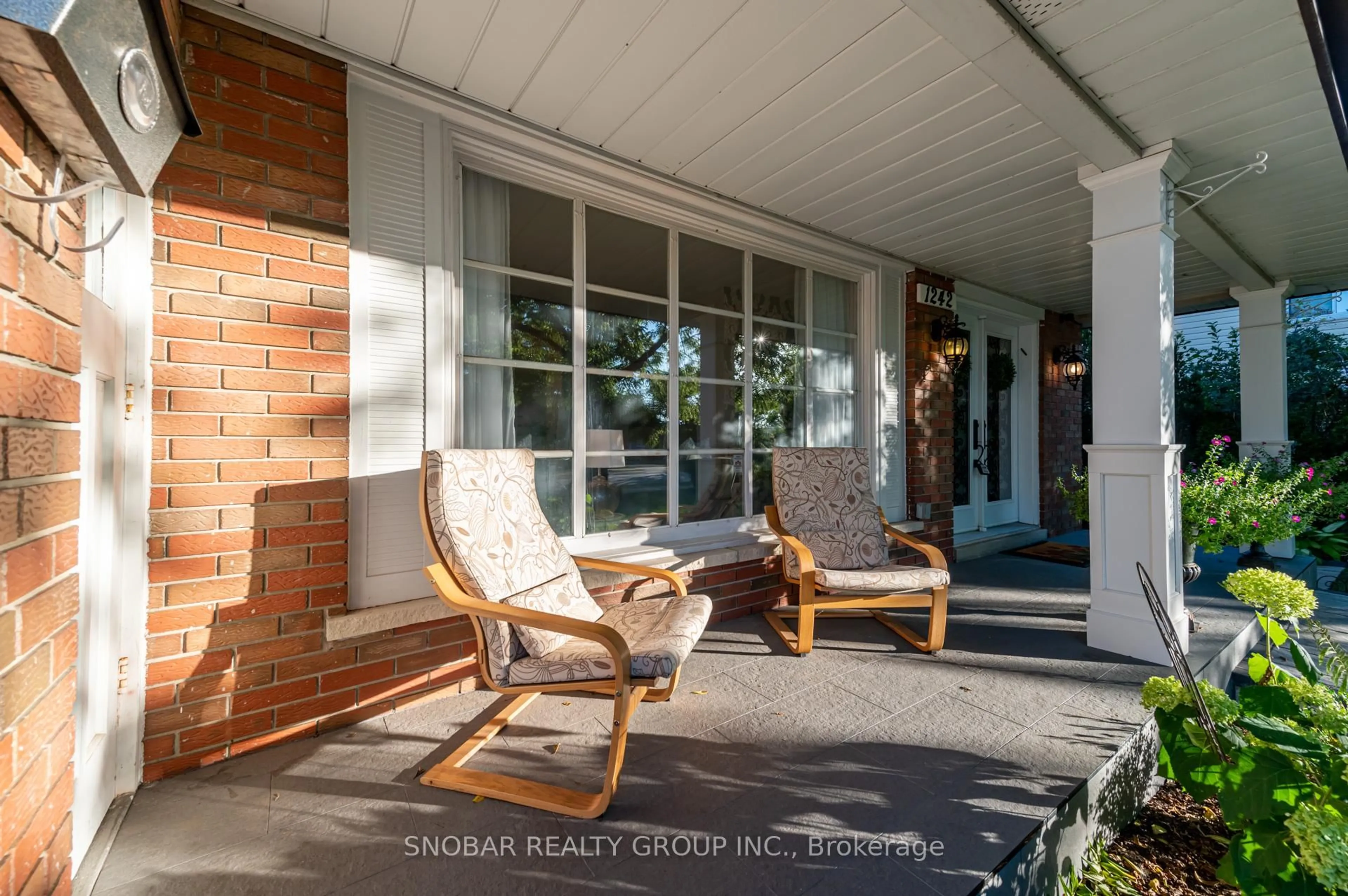 Unknown for 1242 Forestwood Dr, Mississauga Ontario L5C 1J1