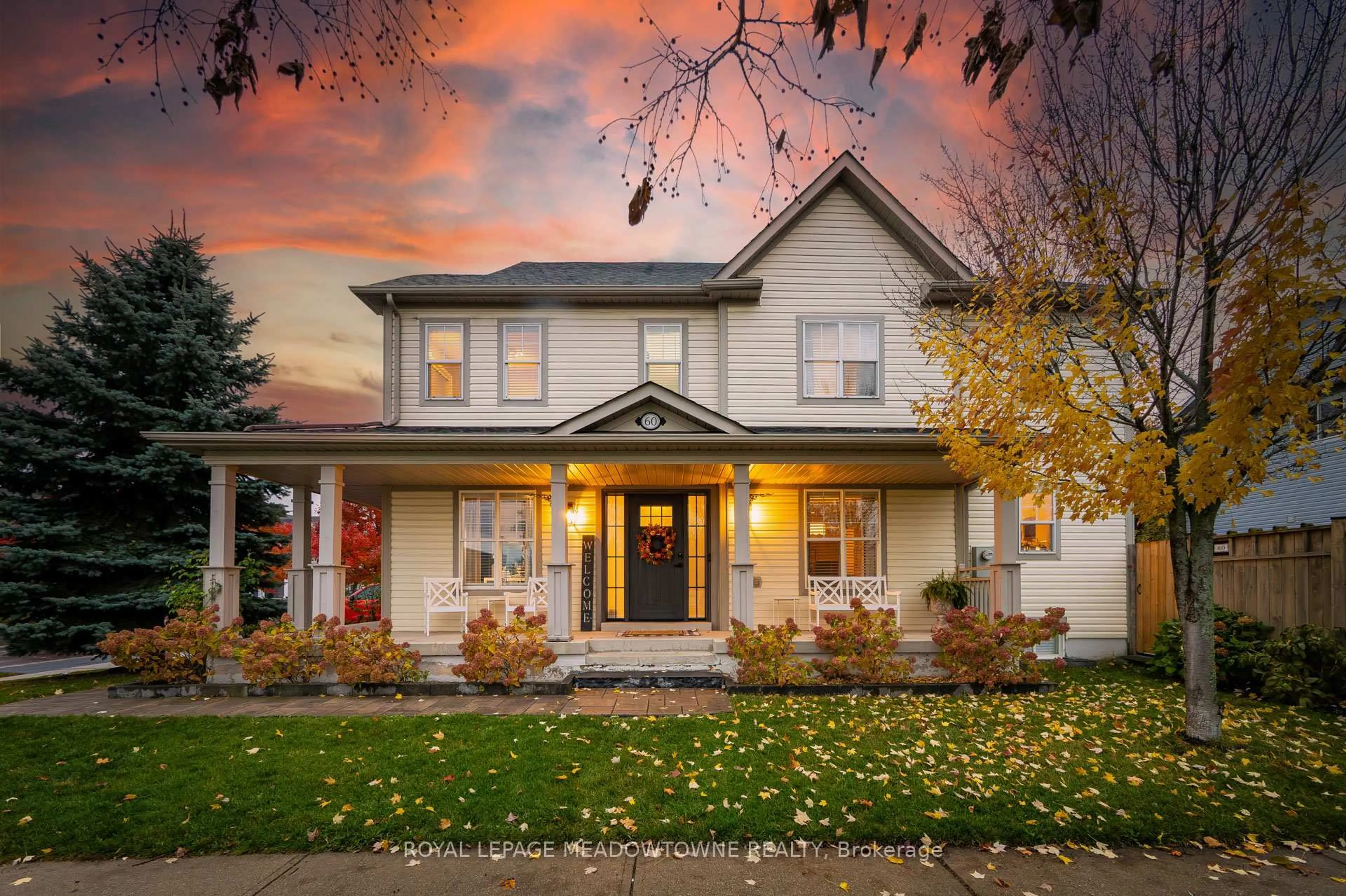 Home with vinyl exterior material, street for 60 Tanners Dr, Halton Hills Ontario L7J 2Z6