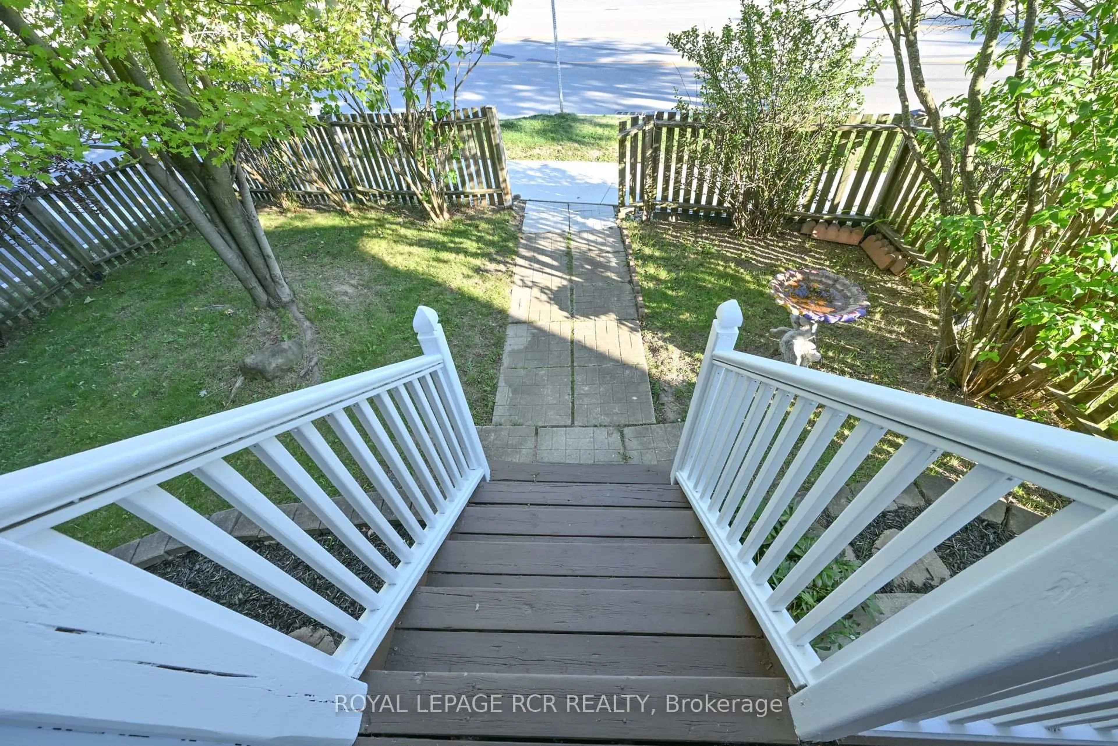 Patio, water/lake/river/ocean view for 315 Alder St, Orangeville Ontario L9W 4X5