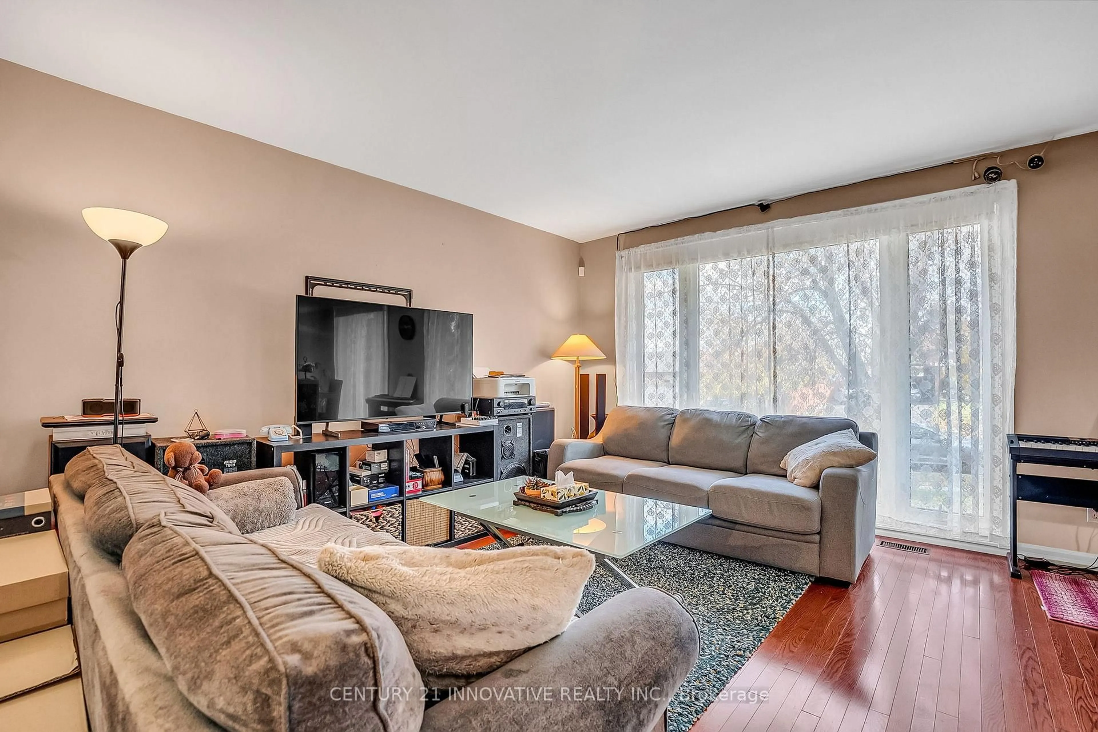 Living room with furniture, unknown for 4 Hallow Cres, Toronto Ontario M9W 2V9