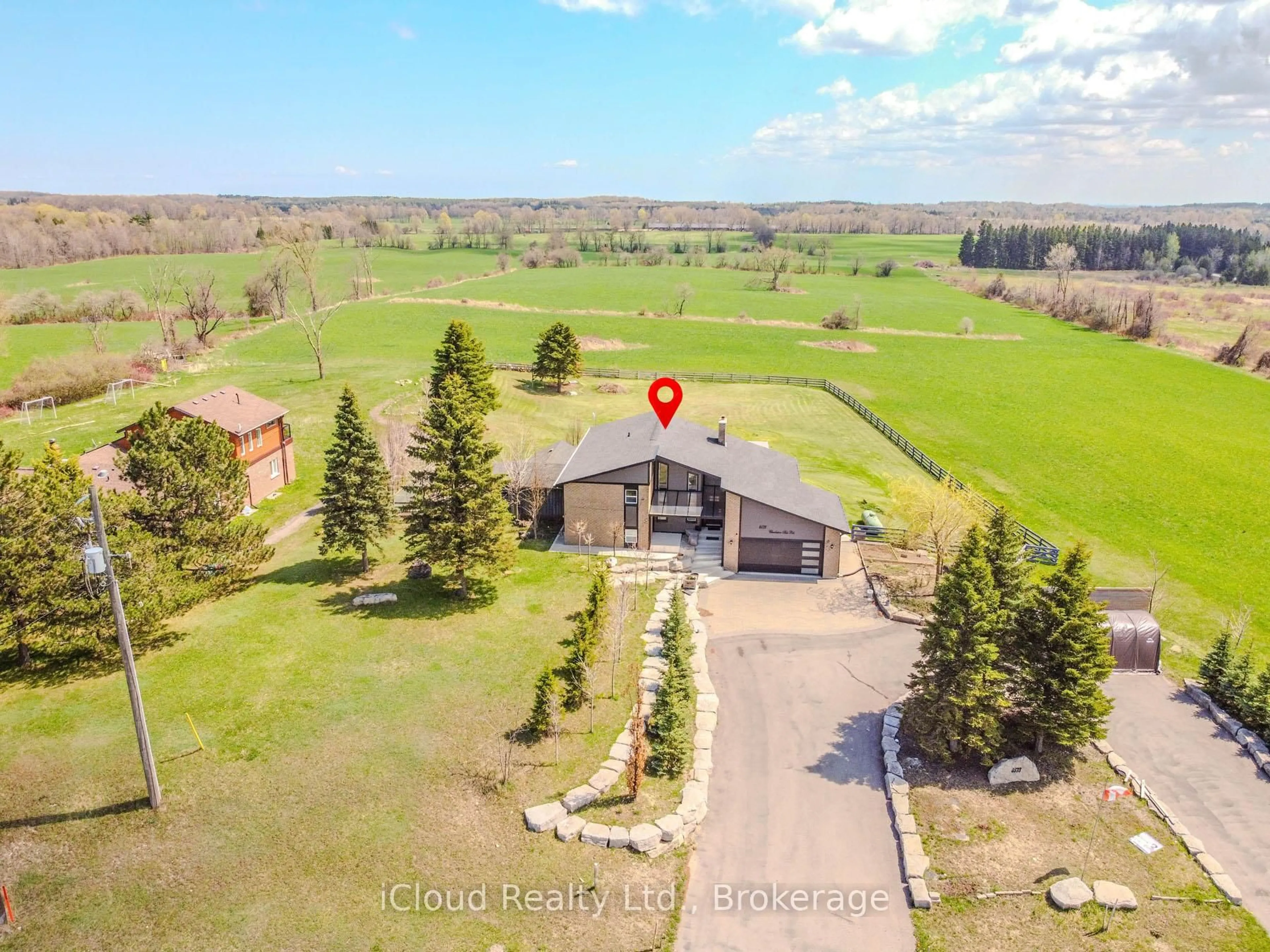 A pic from outside/outdoor area/front of a property/back of a property/a pic from drone, unknown for 4573 Charleston Sdrd, Caledon Ontario L7K 0S7