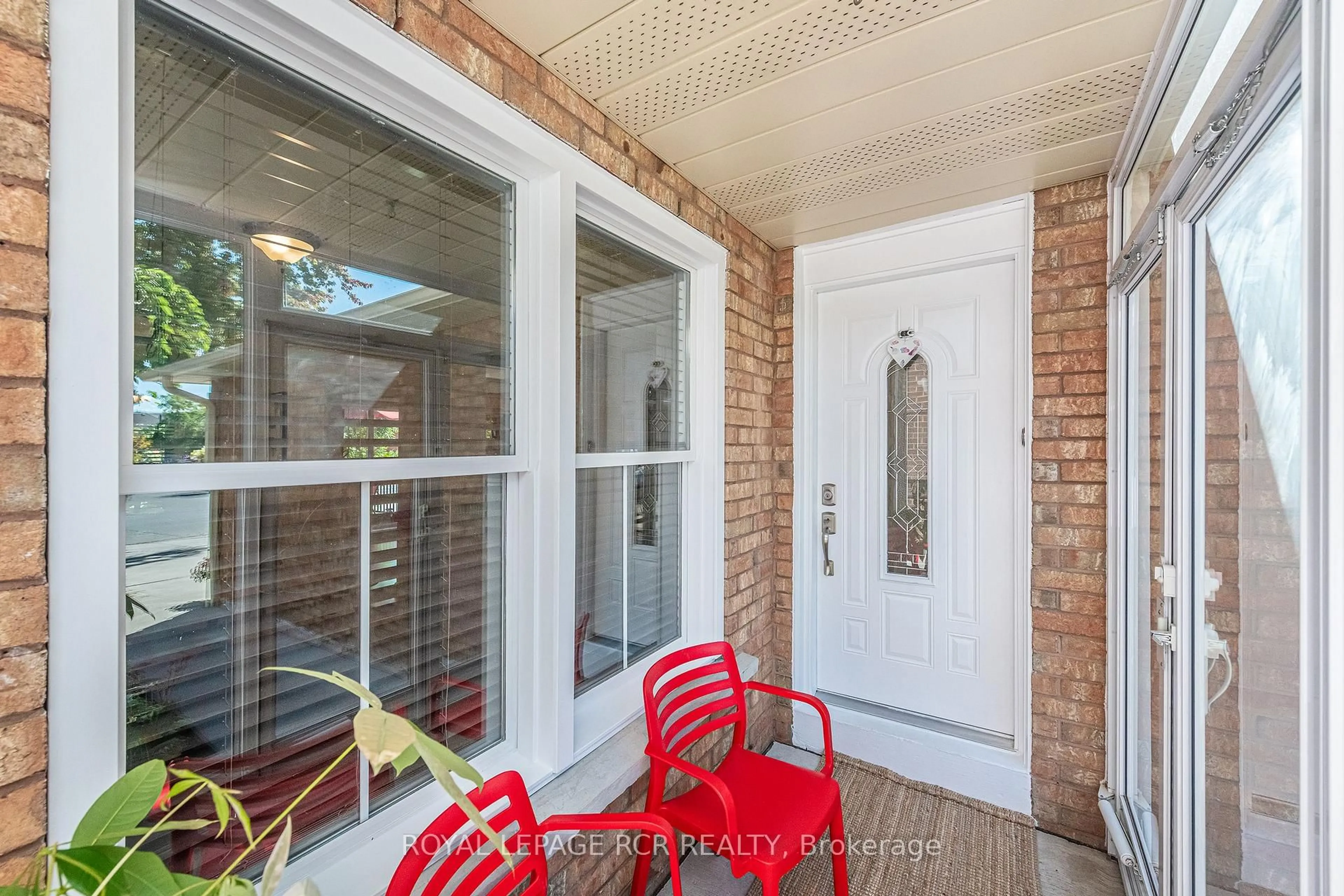 Unknown for 19 Shenstone Ave, Brampton Ontario L6Z 2Y9