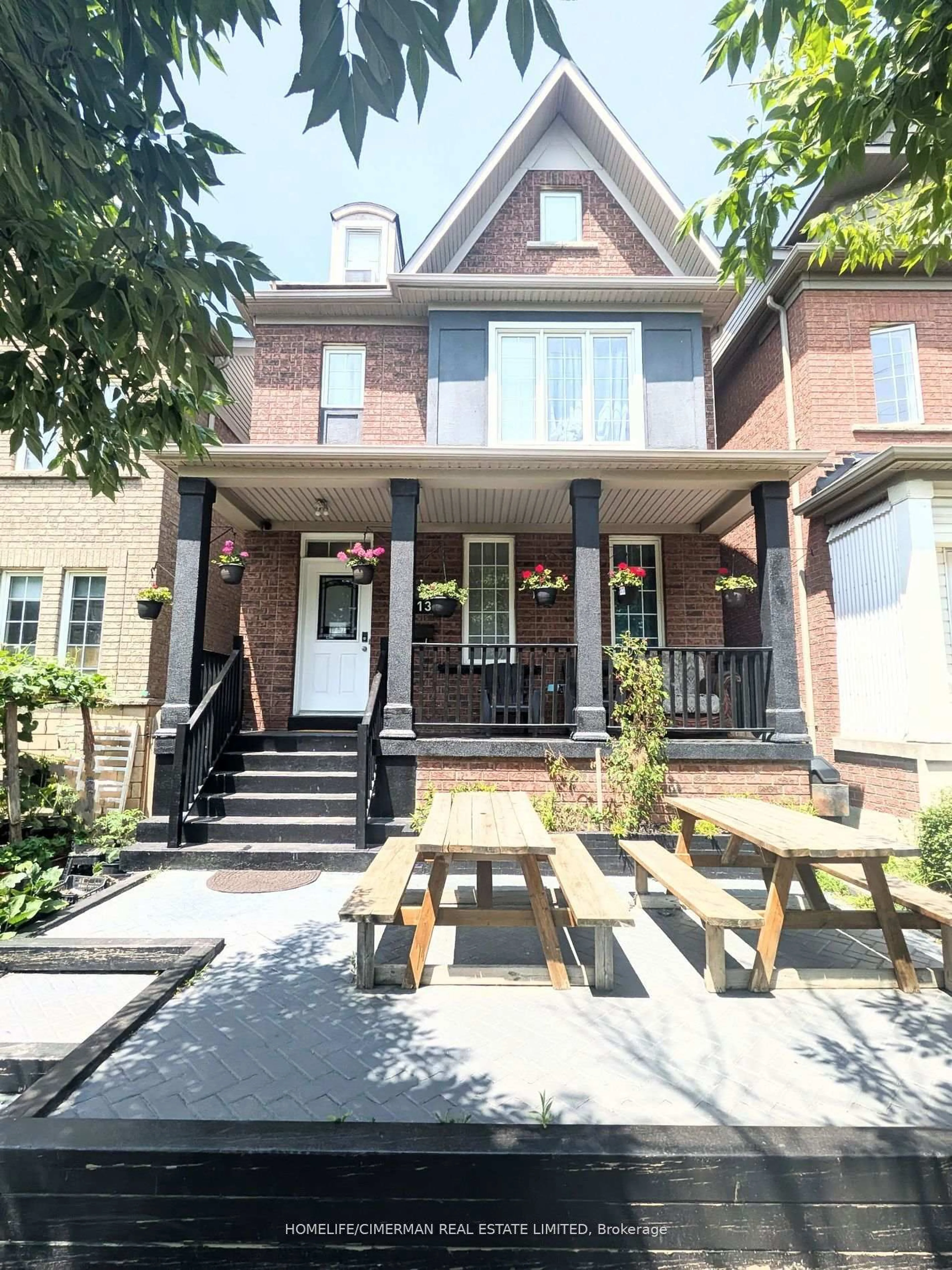Home with brick exterior material, street for 313 Murray Ross Pkwy, Toronto Ontario M3J 3N8